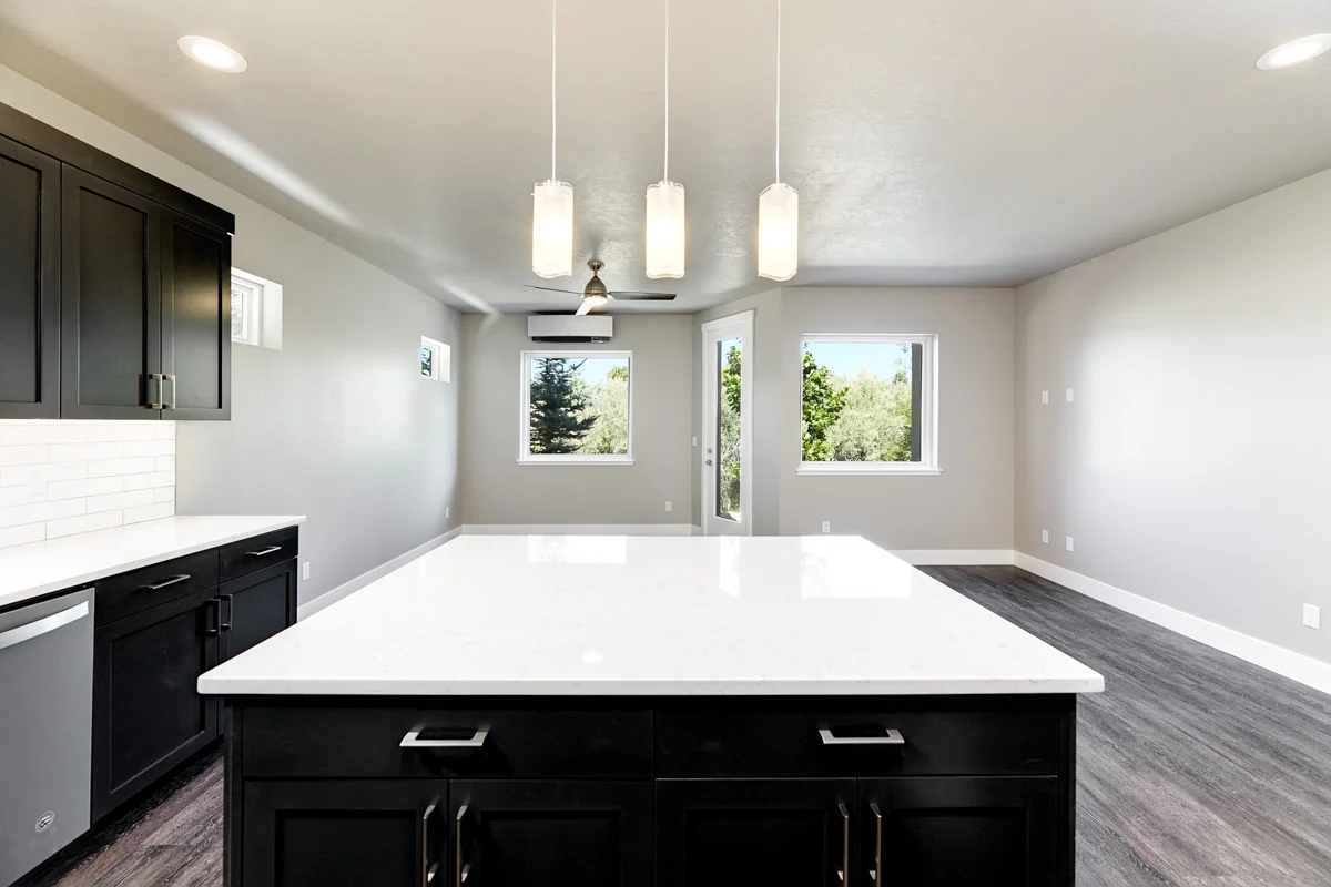 McNeeley_331 36th_1808.jpg