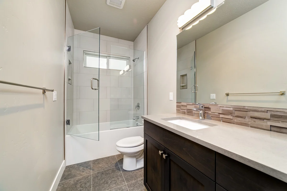 McNeeley_331 36th_1813.jpg