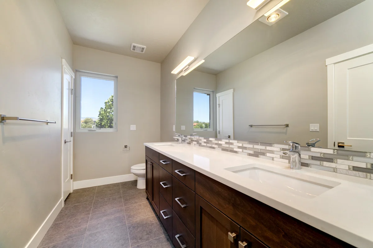 McNeeley_331 36th_1818.jpg