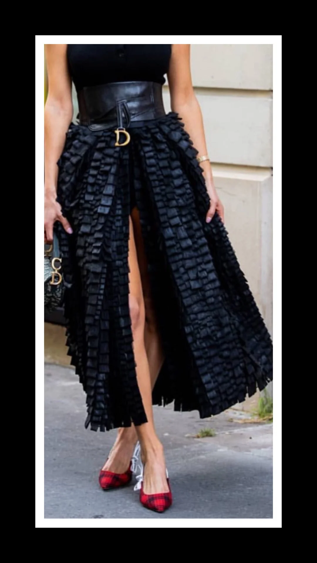 @negin_mirsalehi By @thestyleograph