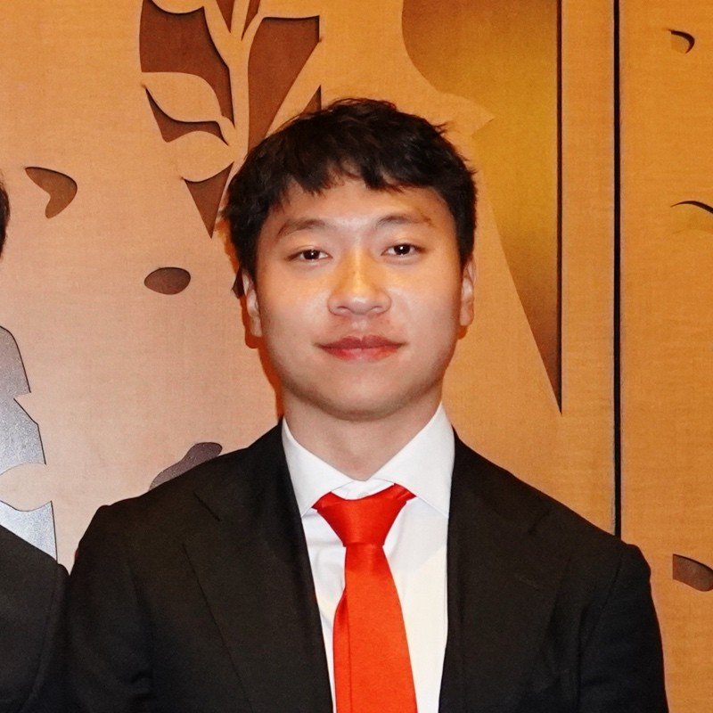 Associate Director: Jeffrey Zhou '28