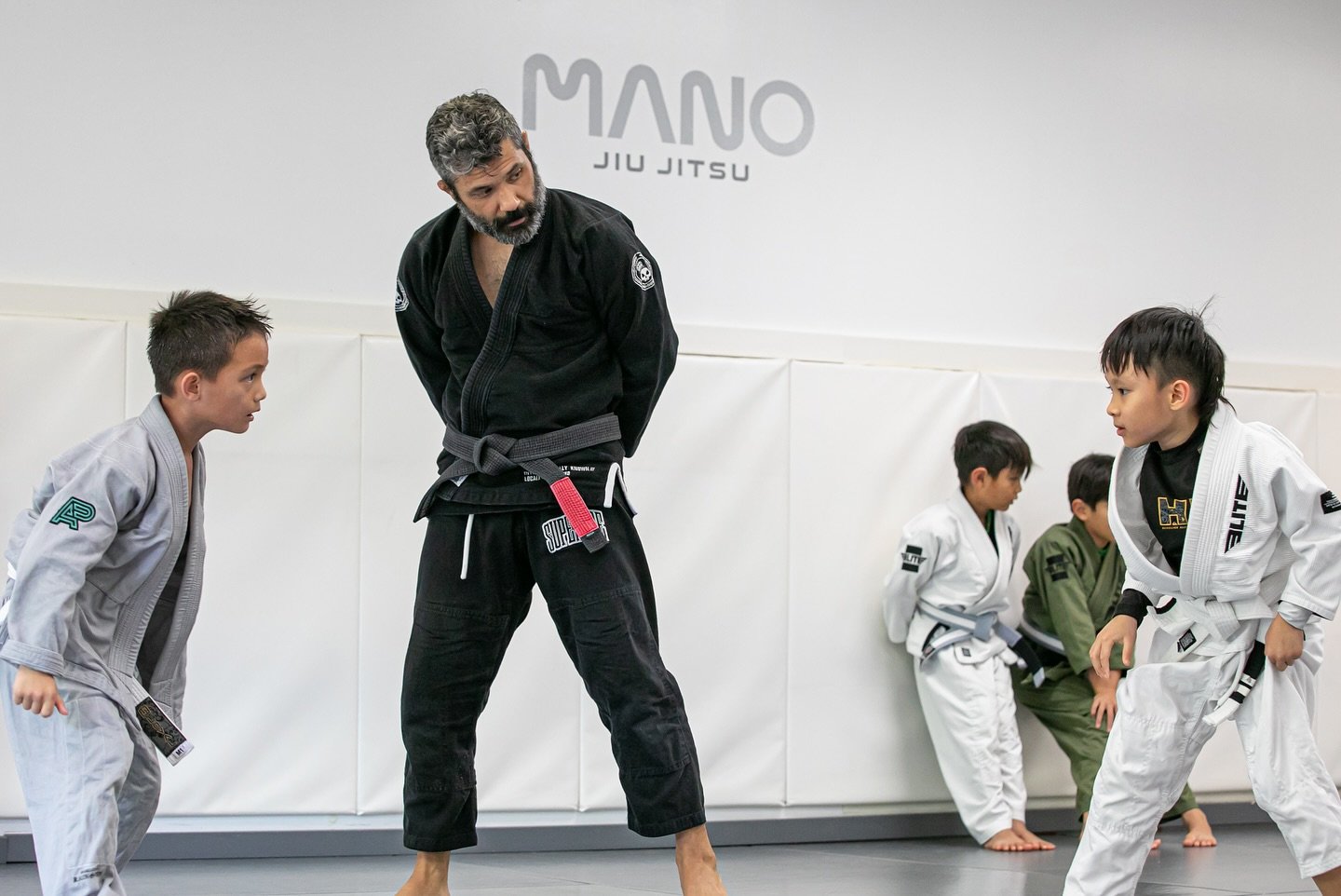 Awesome job  everyone and Mahalo for showing up to the special kids class yesterday 🙌🏽
Keep up the good work👊🏽

#kidsjiujitsu #keikijiujitsu #maniamano