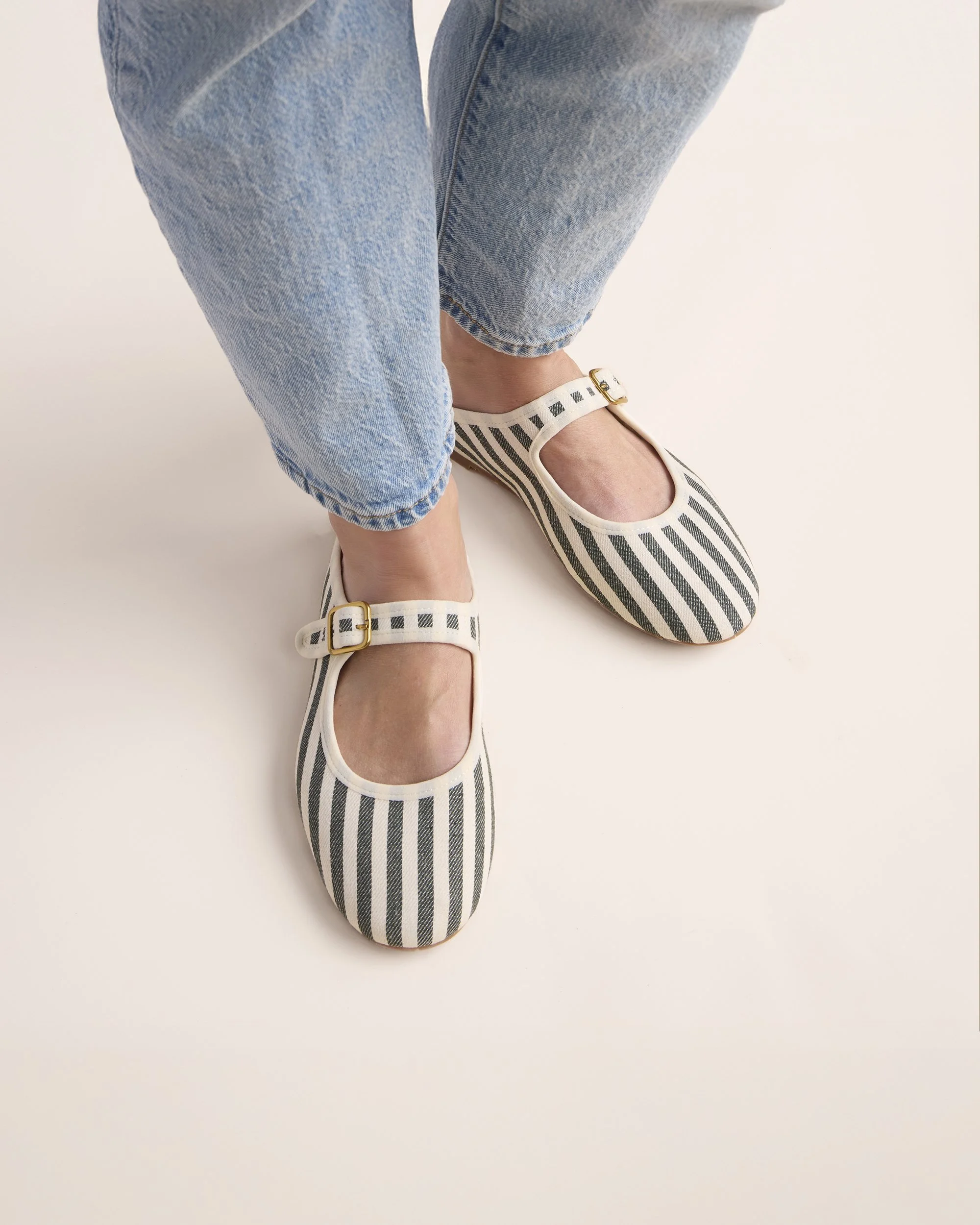 050626_stripe_studies_157_4x5_katie-evans.jpg