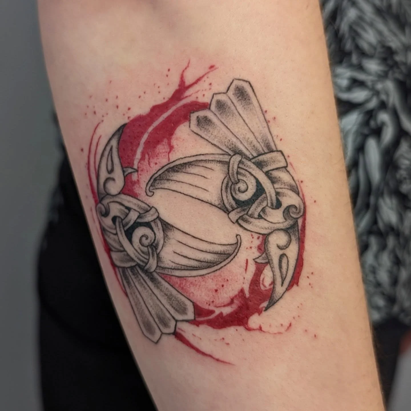 Norse birds matching tattoos for @cristi.pavel.ffs and @felicitafely . One of my last projects from last year. Thank you for the trust 🫶. Bookings for January and February are open. DM to book your next tattoo appointment. 
.
#tattoo #norsetattoo #t