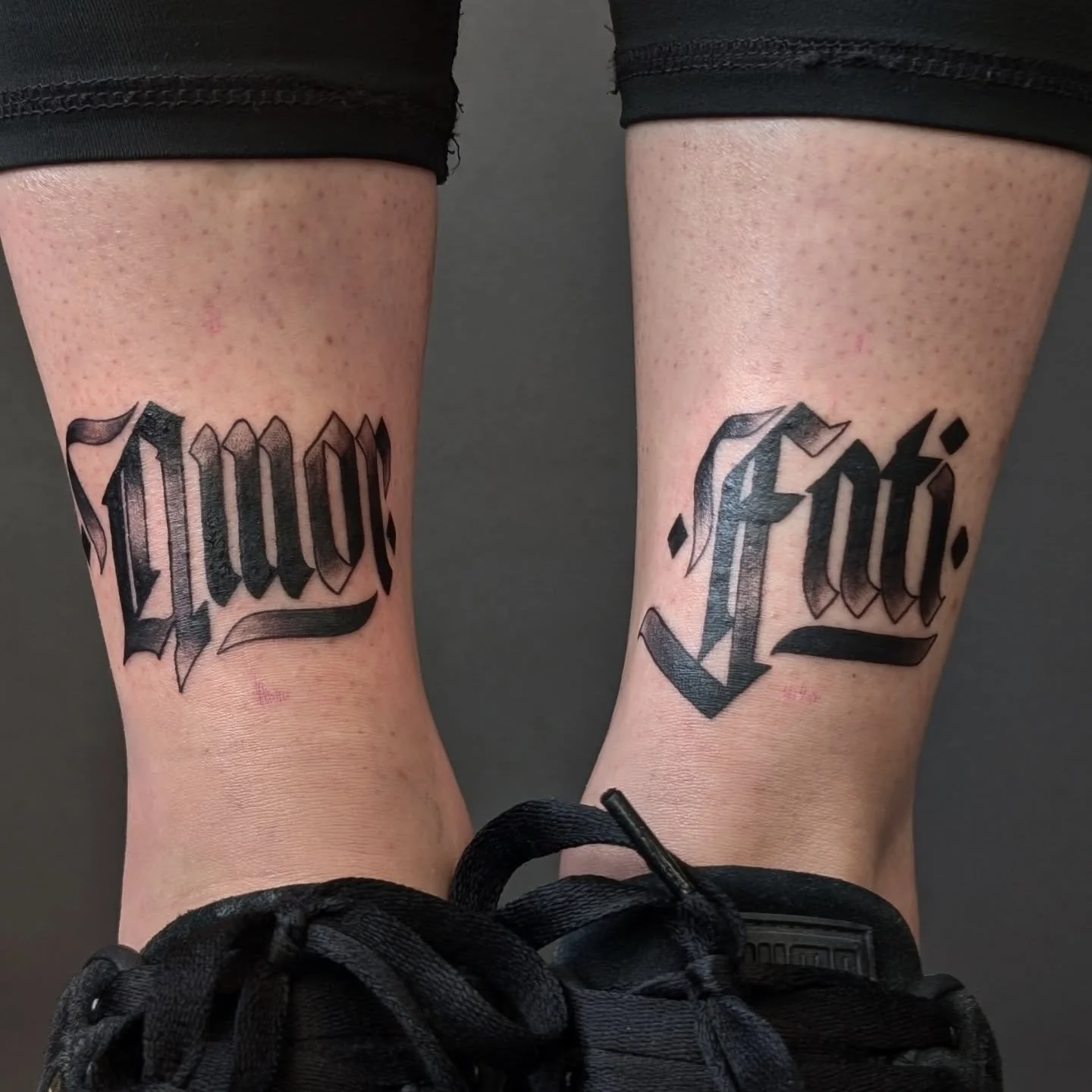 Gothic script for the lovely @ylosro.fods who has been with me since I started tattooing. Thank you for the trust 🫶. Bookings for May and June are open. DM for your next tattoo. 
.
#tattoo #scripttattoo #blackworktattoo #ancaporaink #targumures