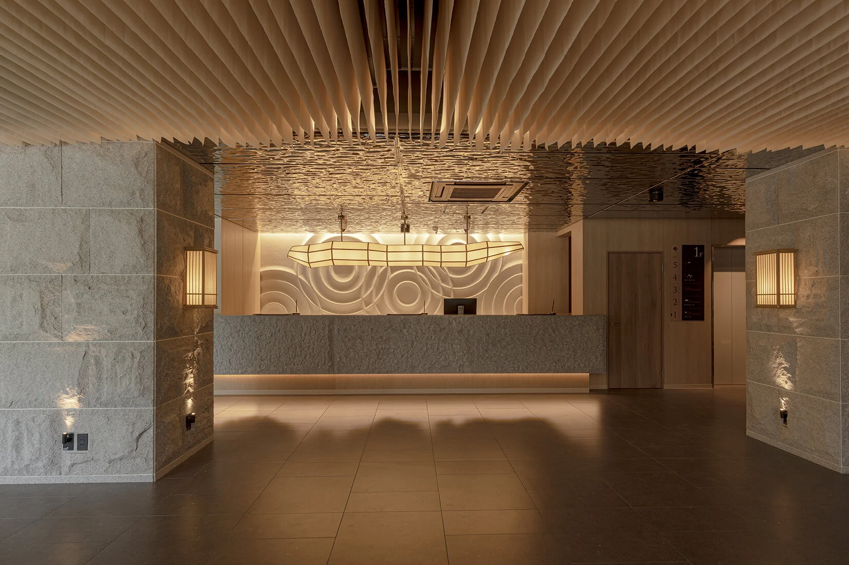 Lobby 3.jpg