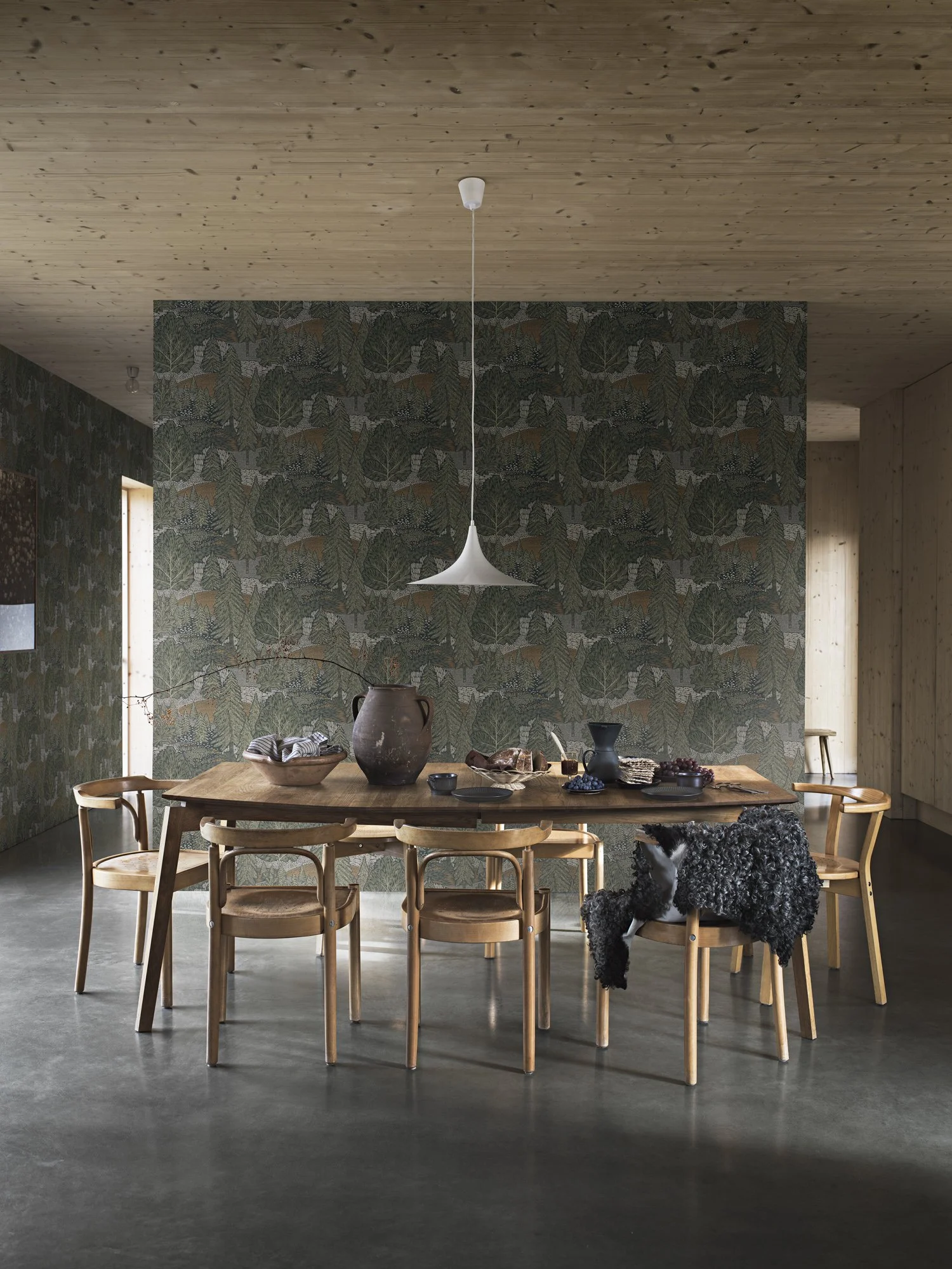 NorthenForest_Image_Roomshot_DiningArea_Item_4701_PR.jpg