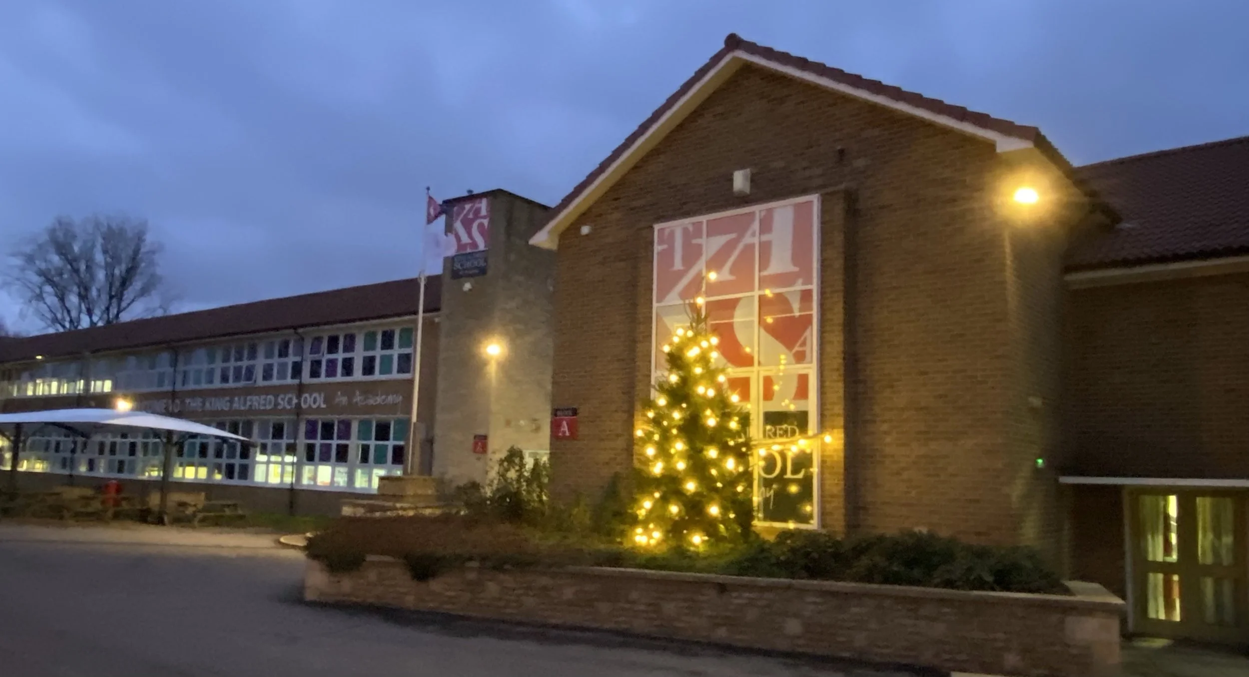 Christmas Jumper Day Friday, 17th December 2021