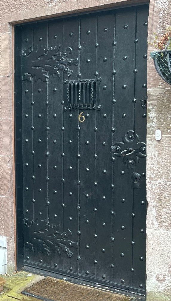 Knock Knock - Selling is no joke