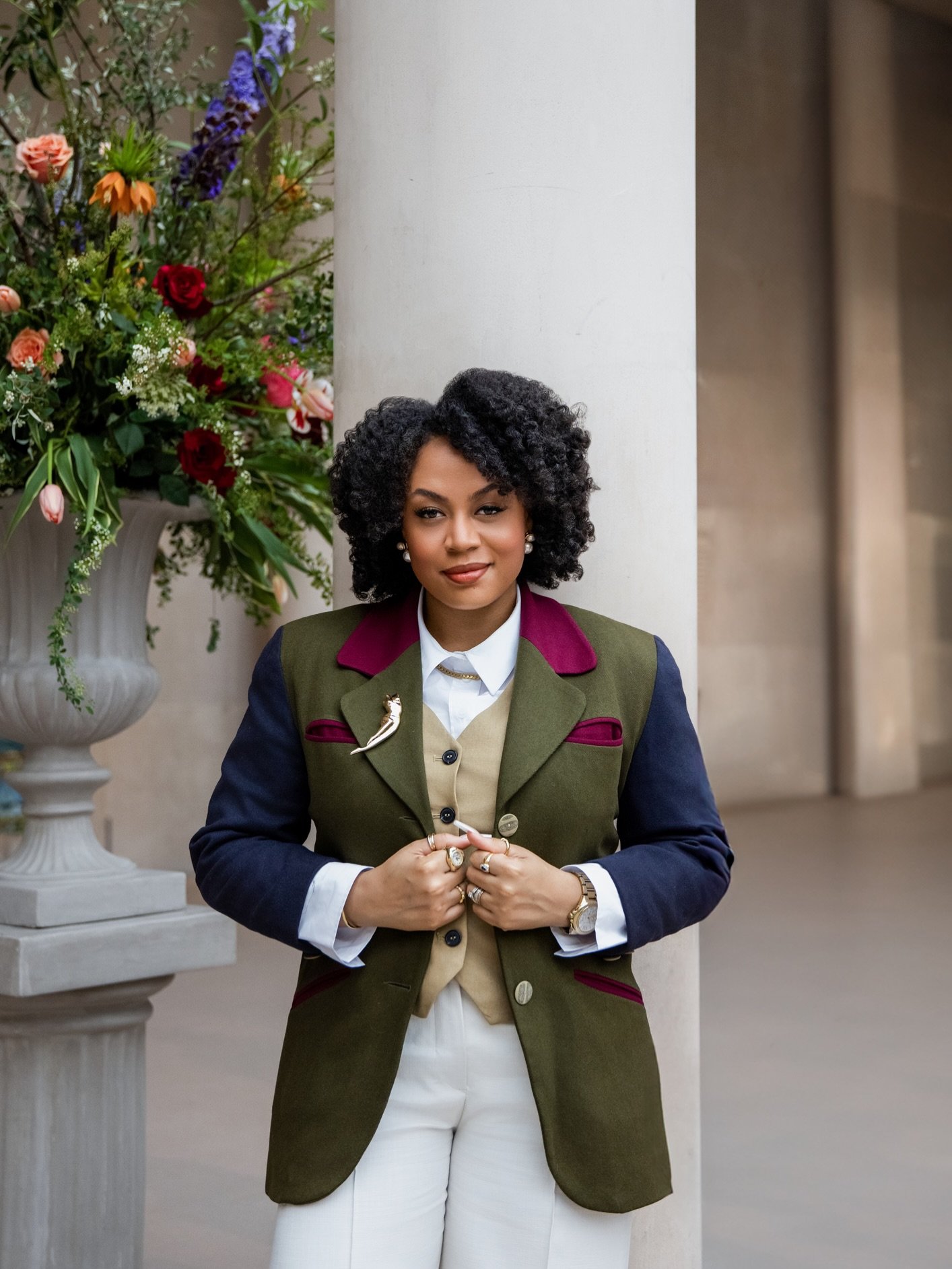 4 More Mondays Until Met Gala Monday 😉

📸: @dag_images at @metmuseum for Met Gala Monday Press Morning 2025 ✨

Blazer is from @the.niche.shop of course 🌟

#metgalamonday #metgala2026