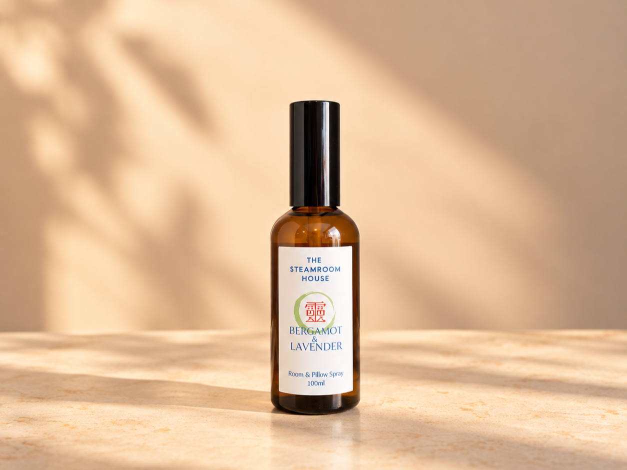 Bergamot+%26+Lavender+Spray+in+Sunlight.png