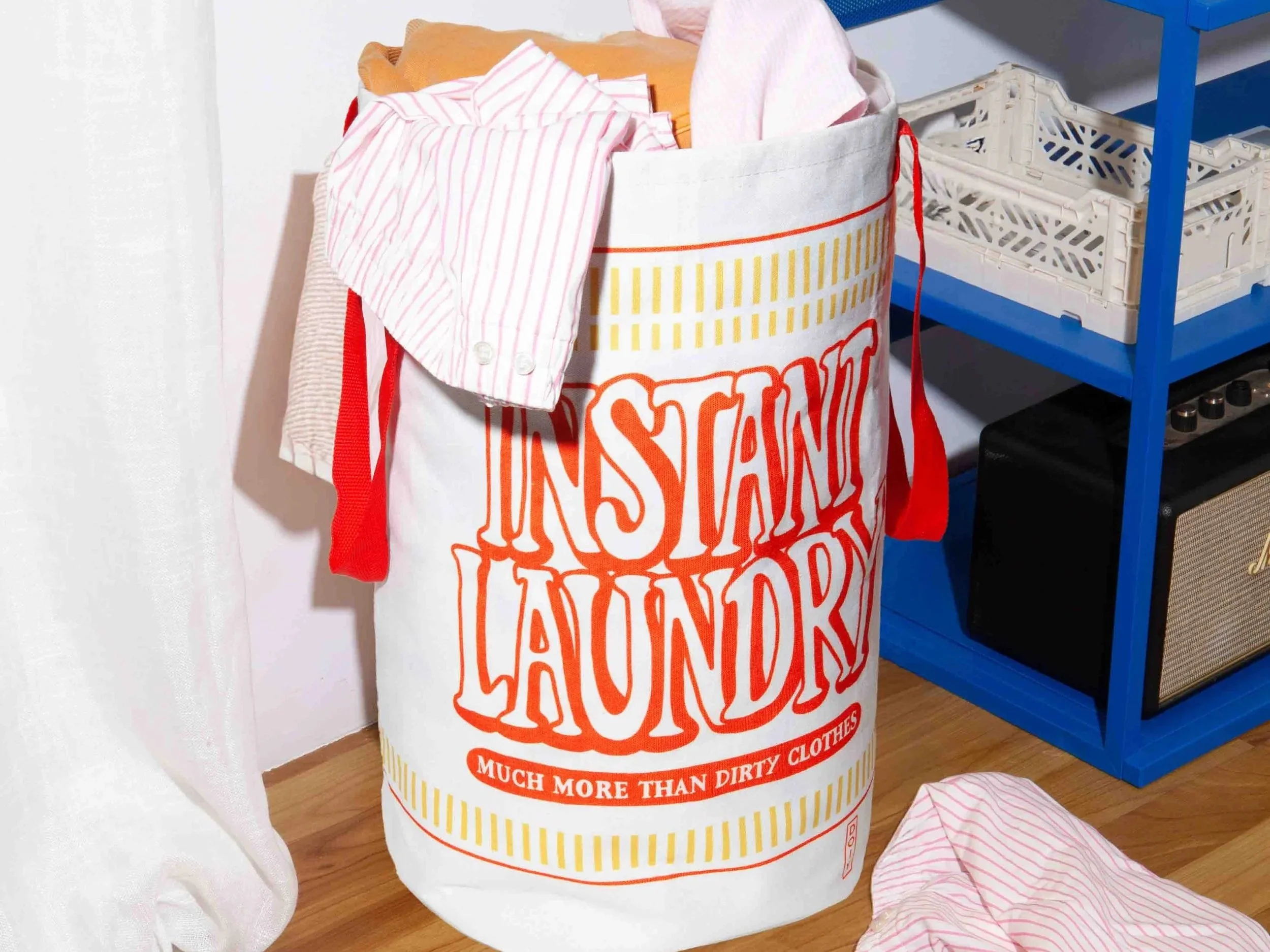 doiy_instant_laundry_bag.jpg