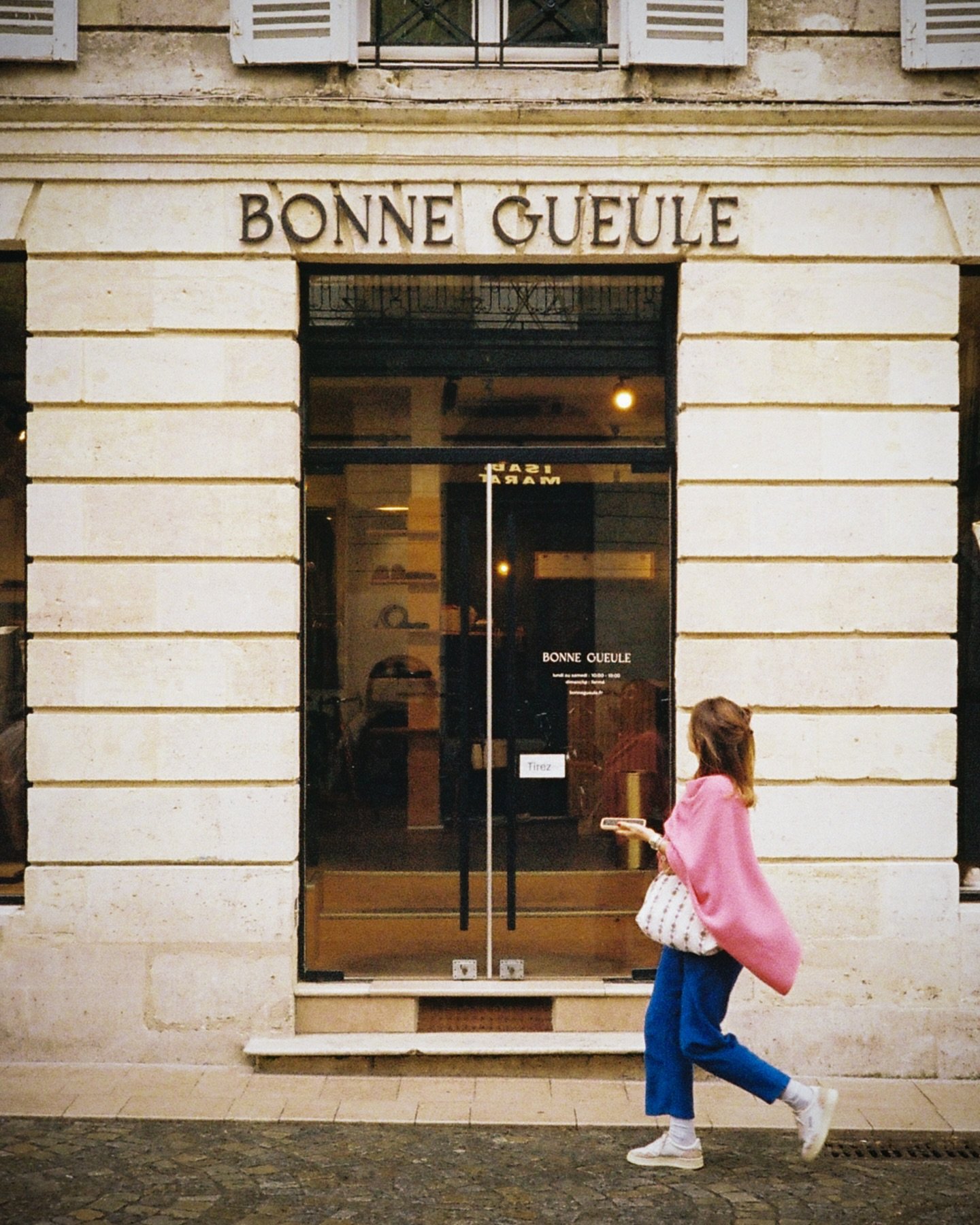 🇫🇷BDX SUR PELLICULE PT 2 🎞️. Deuxi&egrave;me fourn&eacute;e de la balade photo organis&eacute;e par @panajou et @pentax.film.photography pour tester le #pentax17 sur #kodakultramax400 et le moins que l&rsquo;on puisse dire, c&rsquo;est que petit b