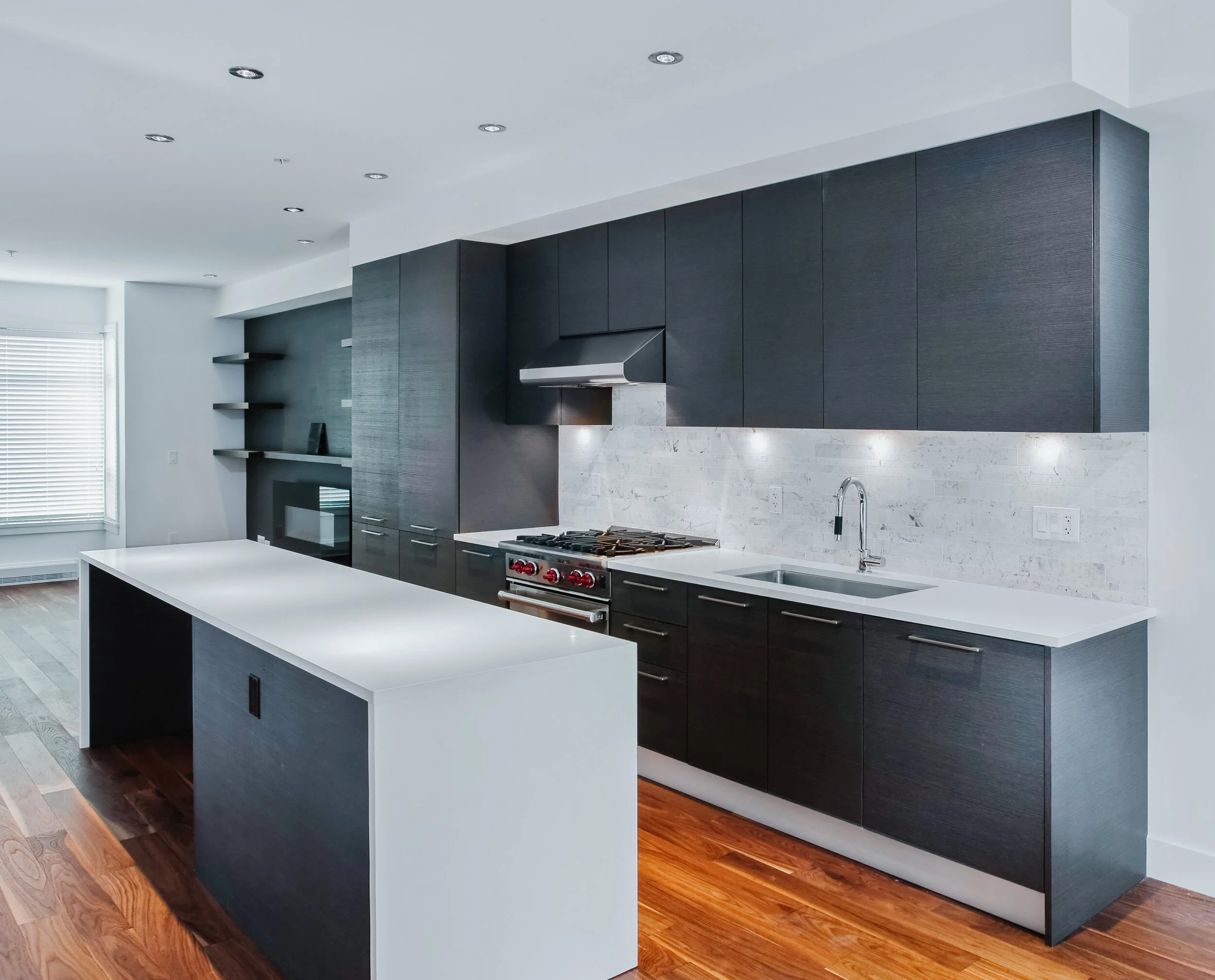 01 MCKENZIEGREEN_KITCHEN.jpg