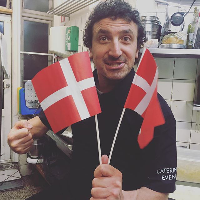 Forza Danimarca! We have plenty of delicious take-away food to enjoy with your friends while watching the exciting game between Denmark and France or after the match! Kom s&aring; Danmark!