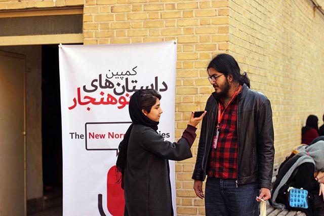 .
کمپین داستان های نوهنجار در روز رویداد نیز پذیرای داستان های شما بود. به زودی تعدادی از این داستان ها از طریق صفحات اجتماعی تدکس دانشگاه هنر منتشر خواهد شد.
#تد #تدکس #تدکس_دانشگاه_هنر
#داستانهای_نوهنجار #دانشگاه_هنر #نوهنجار
#ted #tedx #tedxtua #e