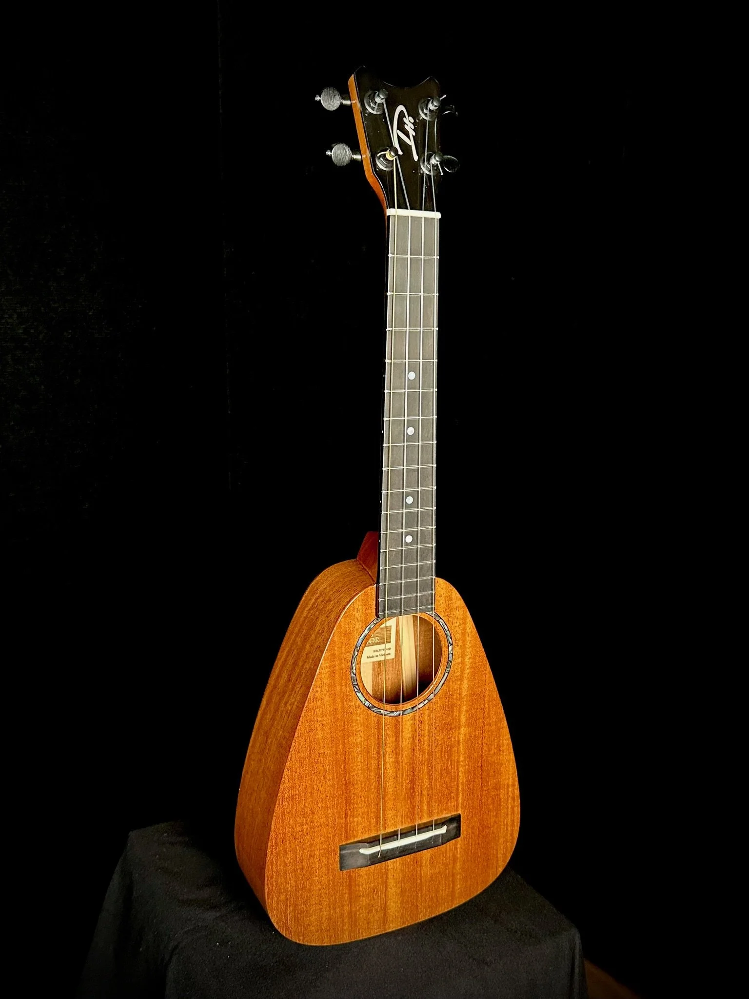 Tiny Tenor Mahogany 23017
