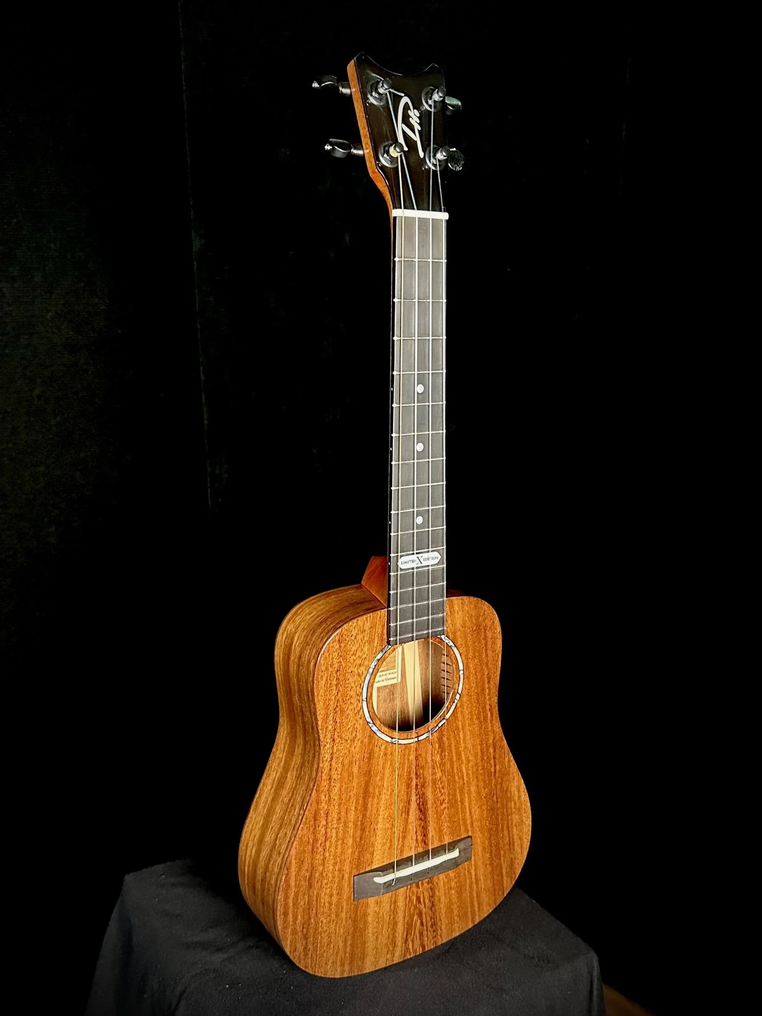 Tiny Tenor Dreadnought Phoenix 23058