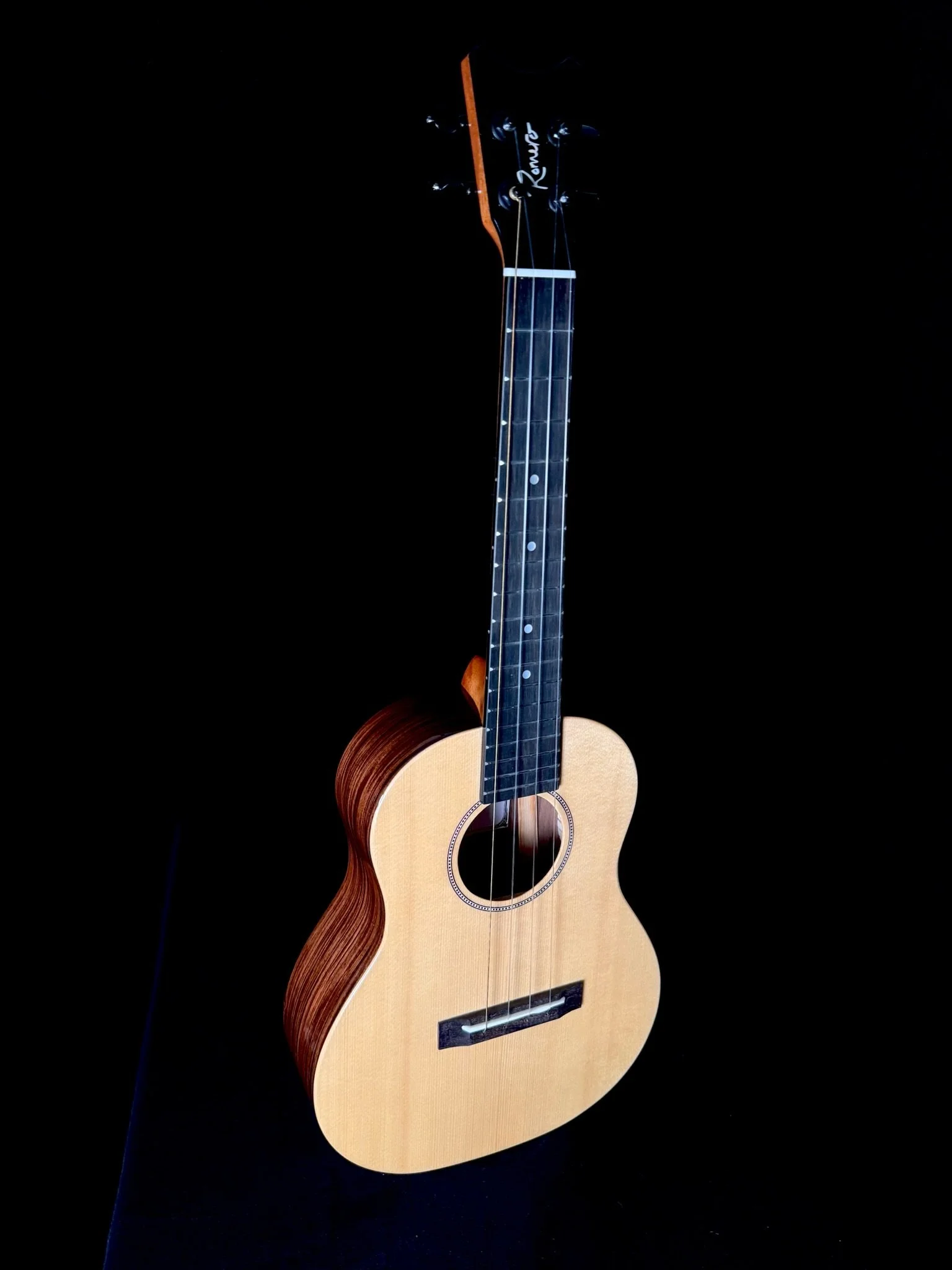 Grand Tenor Vibrante Spruce/Pau Ferro 23011