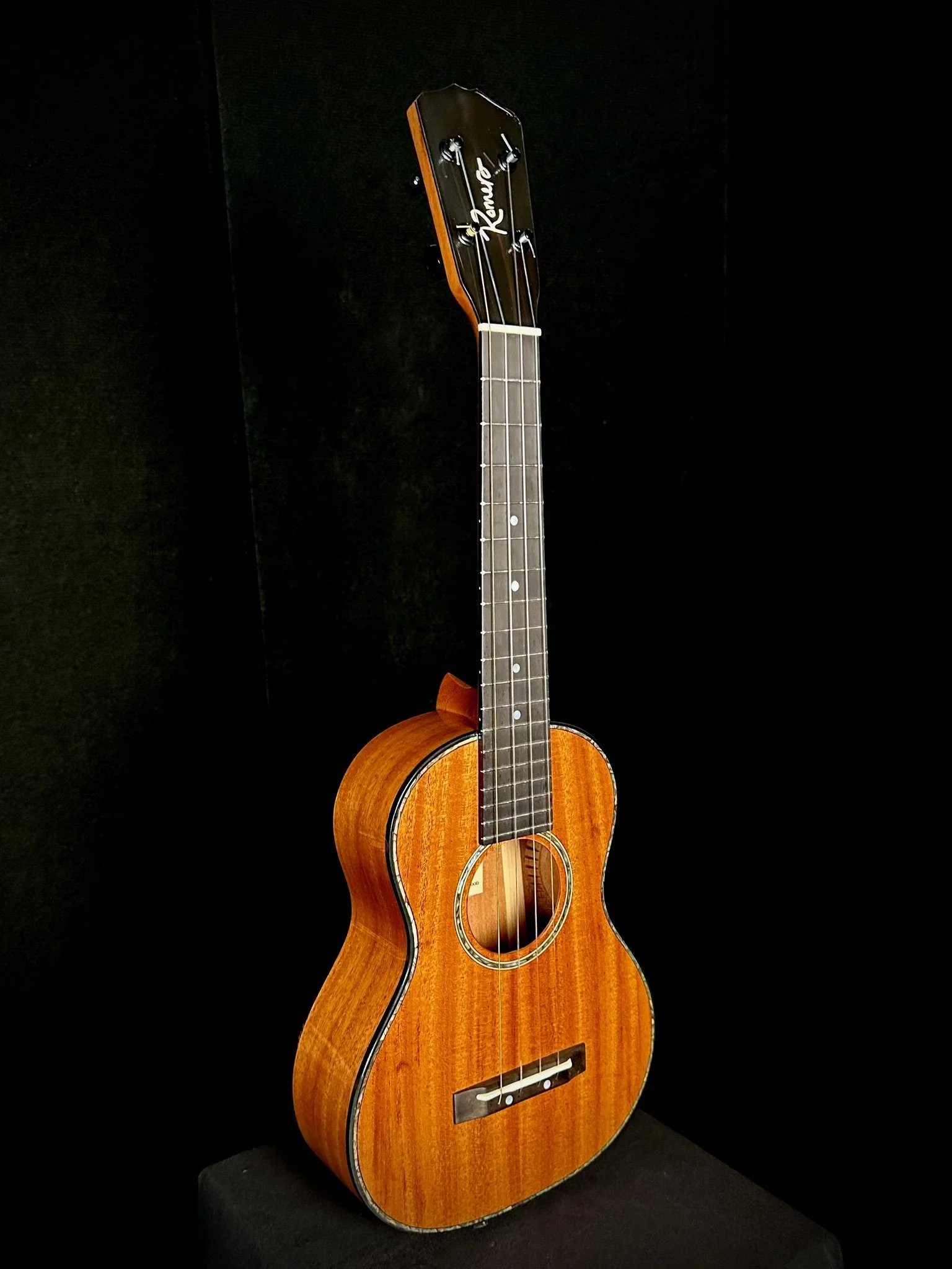 Signature Tenor Mahogany 23001