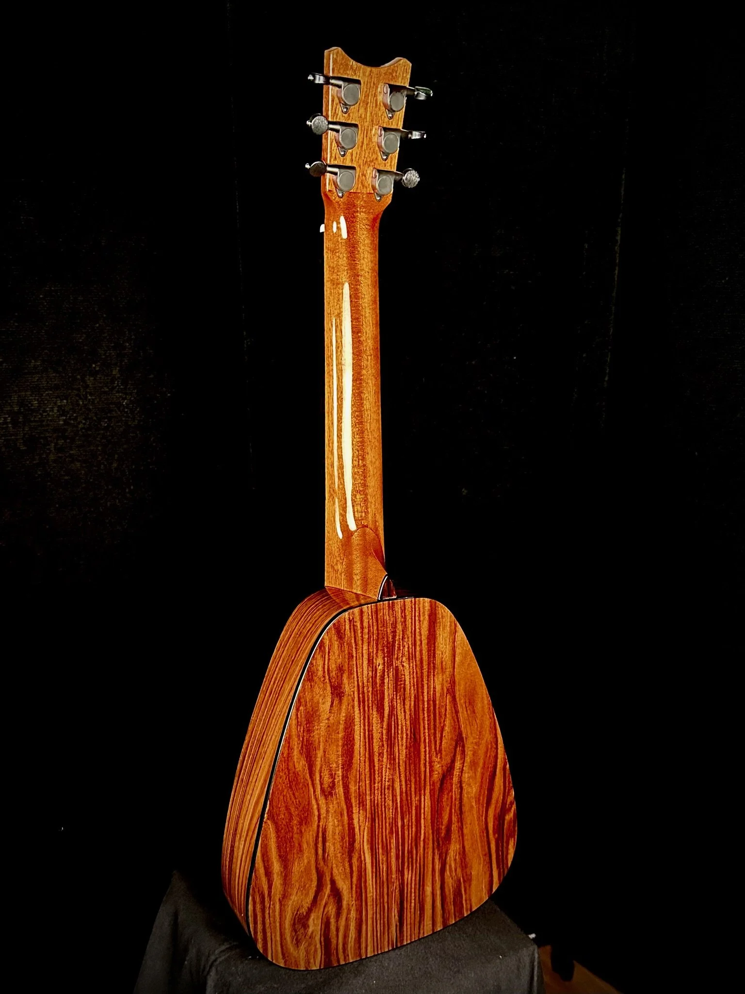 DHo6V Cedar:Pau Ferro 24012 ba.jpg