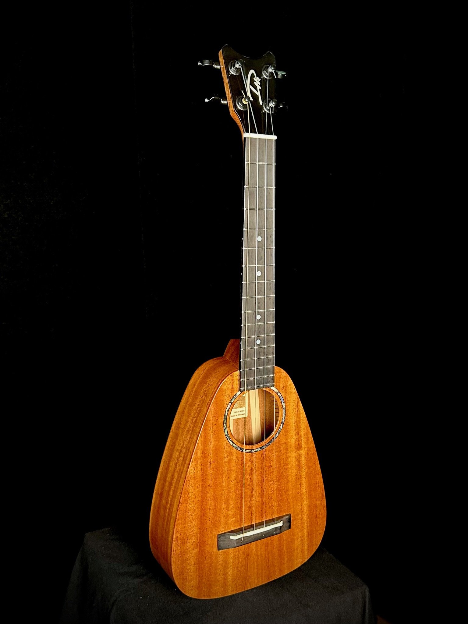 Tiny Tenor Mahogany 23018