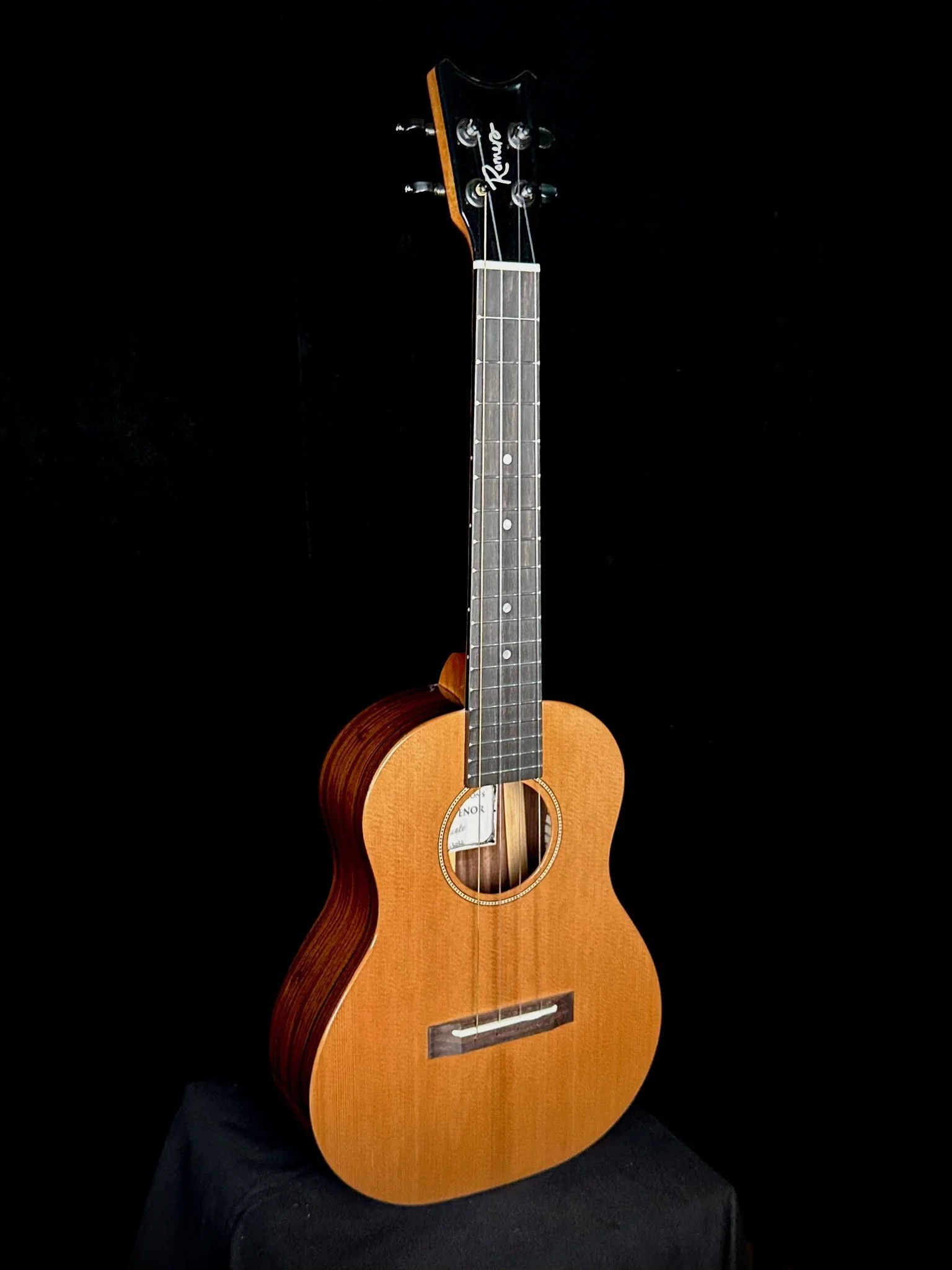 Grand Tenor Vibrante Cedar/Pau Ferro 23032