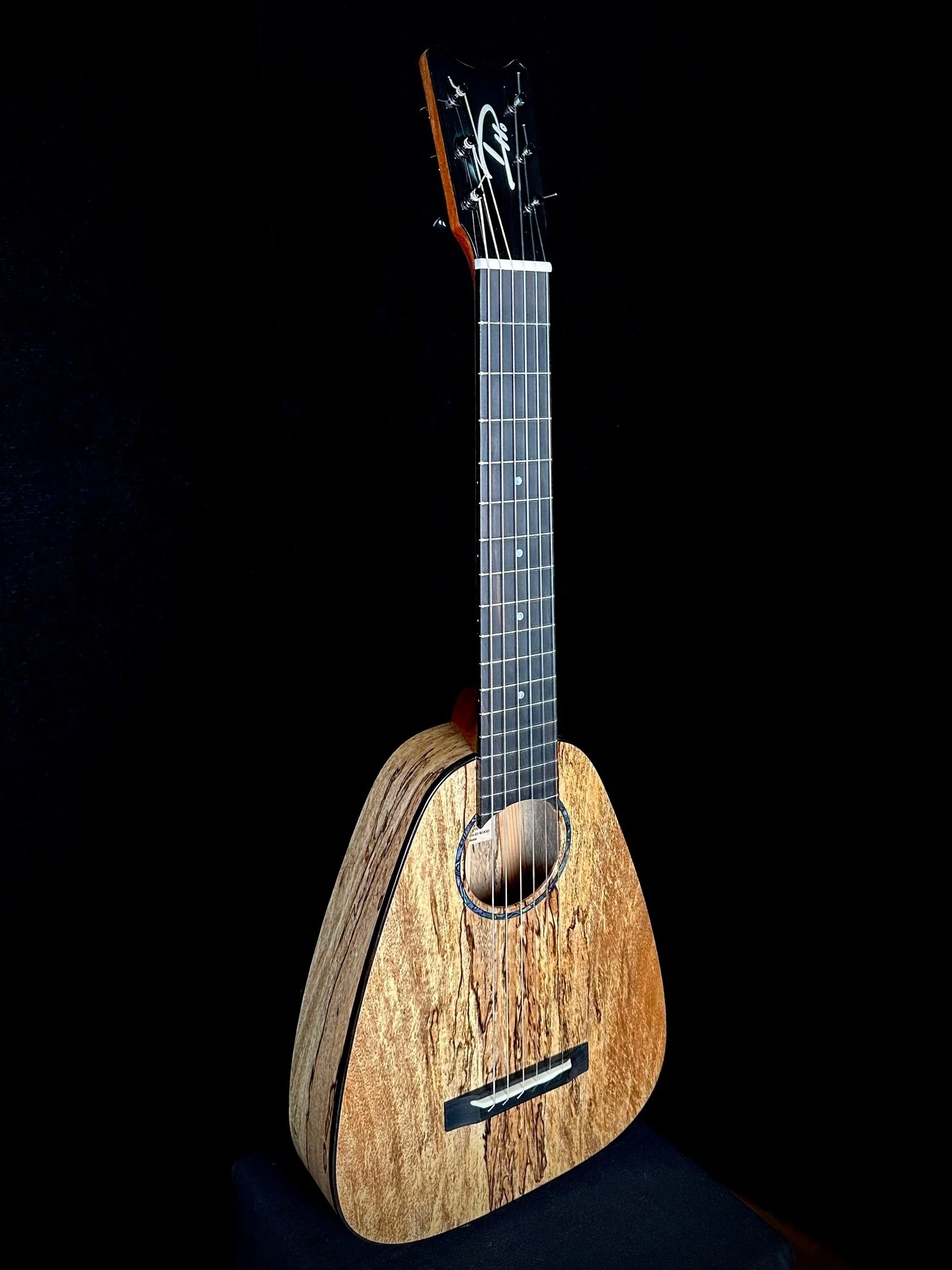 D Ho 6-String Spalted Mango 24001