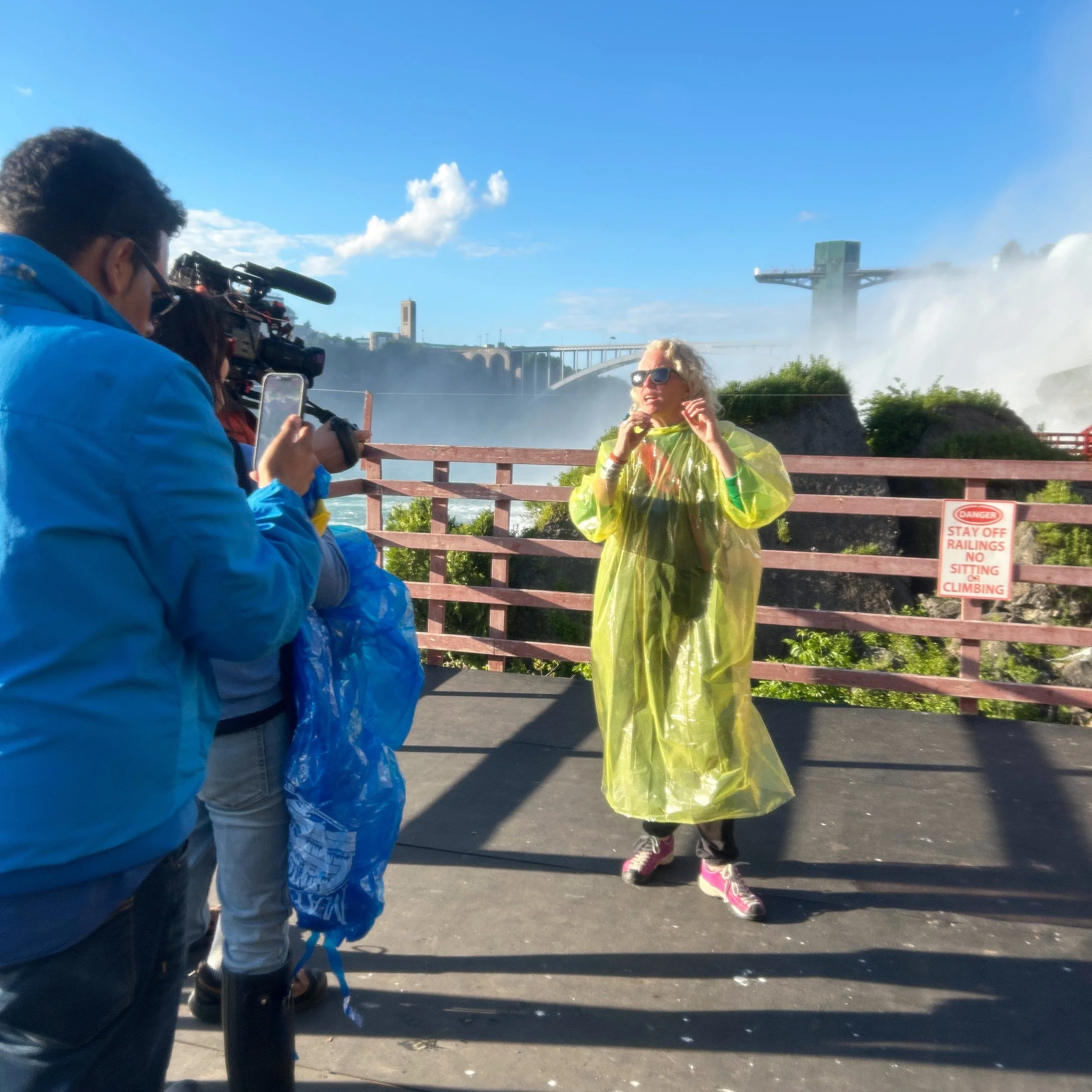Just showing off some of my various couture poncho outfits required for filming a new ABCNews &amp; NatGeo piece at&hellip; Niagara Falls! Did you know the falls were created by the retreat of the Laurentide Ice Sheet during the end of the last ice a