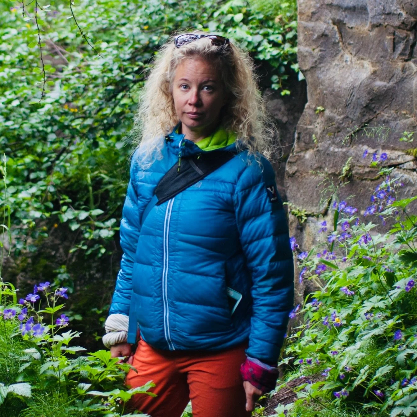 I&rsquo;ve got something fun coming up, so I asked the amazing photographer @jamesbernalphoto if he had any images of me for this thing. And when I saw this one he sent&mdash; Young M, rocking an orange-blue forest combo, looking 13 in the woods&mdas