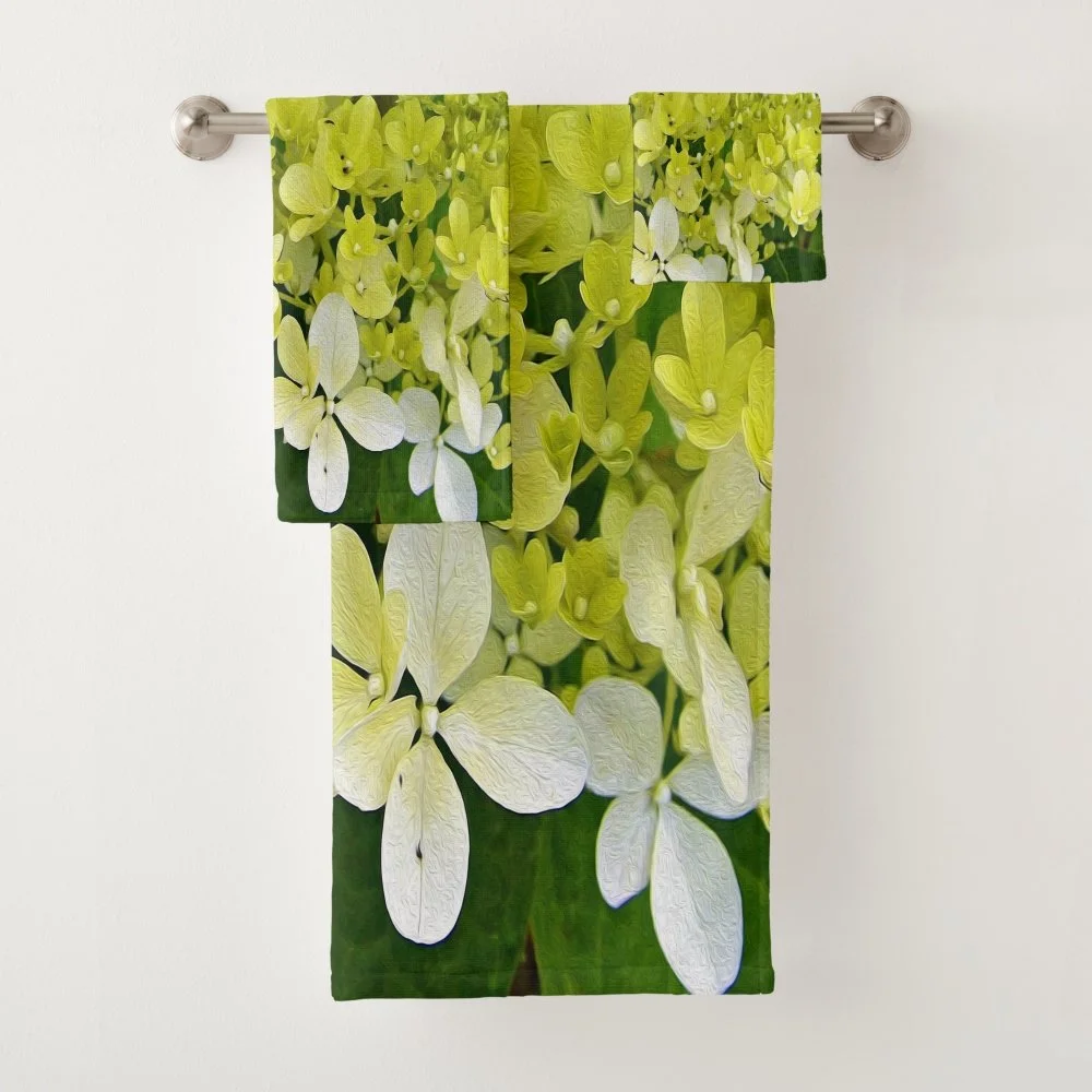 Elegant Chartreuse Green Limelight Hydrangea Bath Towel Set