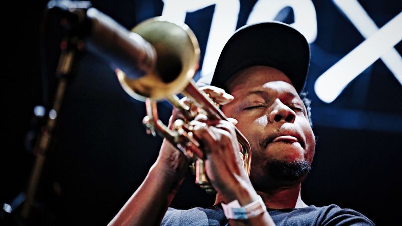 Ambrose Akinmusire in 2017. (Peter Van Breukelen / Redferns)