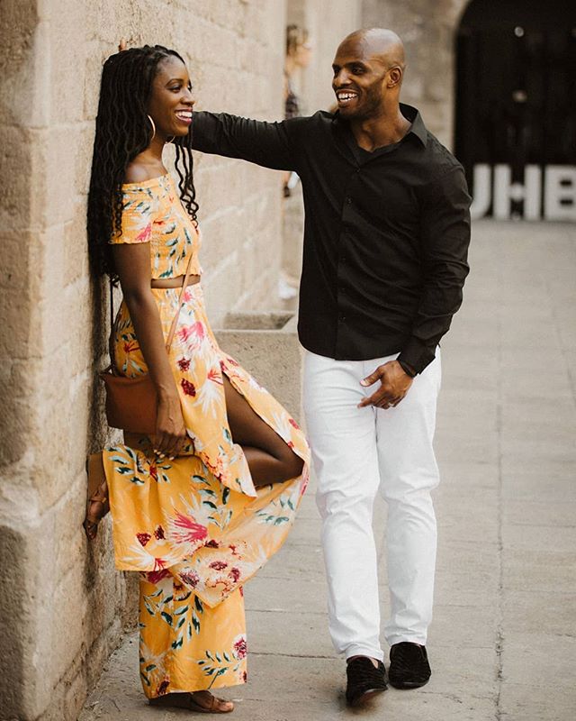 Hey, what's up🔹 Tag your personal favorite of your own shooting with #barcelonafortwo 🎆🎉🔹 #nextstopbarcelona #coupleshoot #couplephoto #photographerbarcelona #photographybarcelona #lovestorybarcelona #couplegoals #couplegoalsbcn #engagementphotog