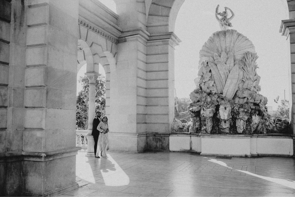 black and white of the monument at the park