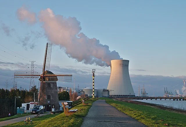 Stand up for Nuclear Belgium - Doel 1 Closure