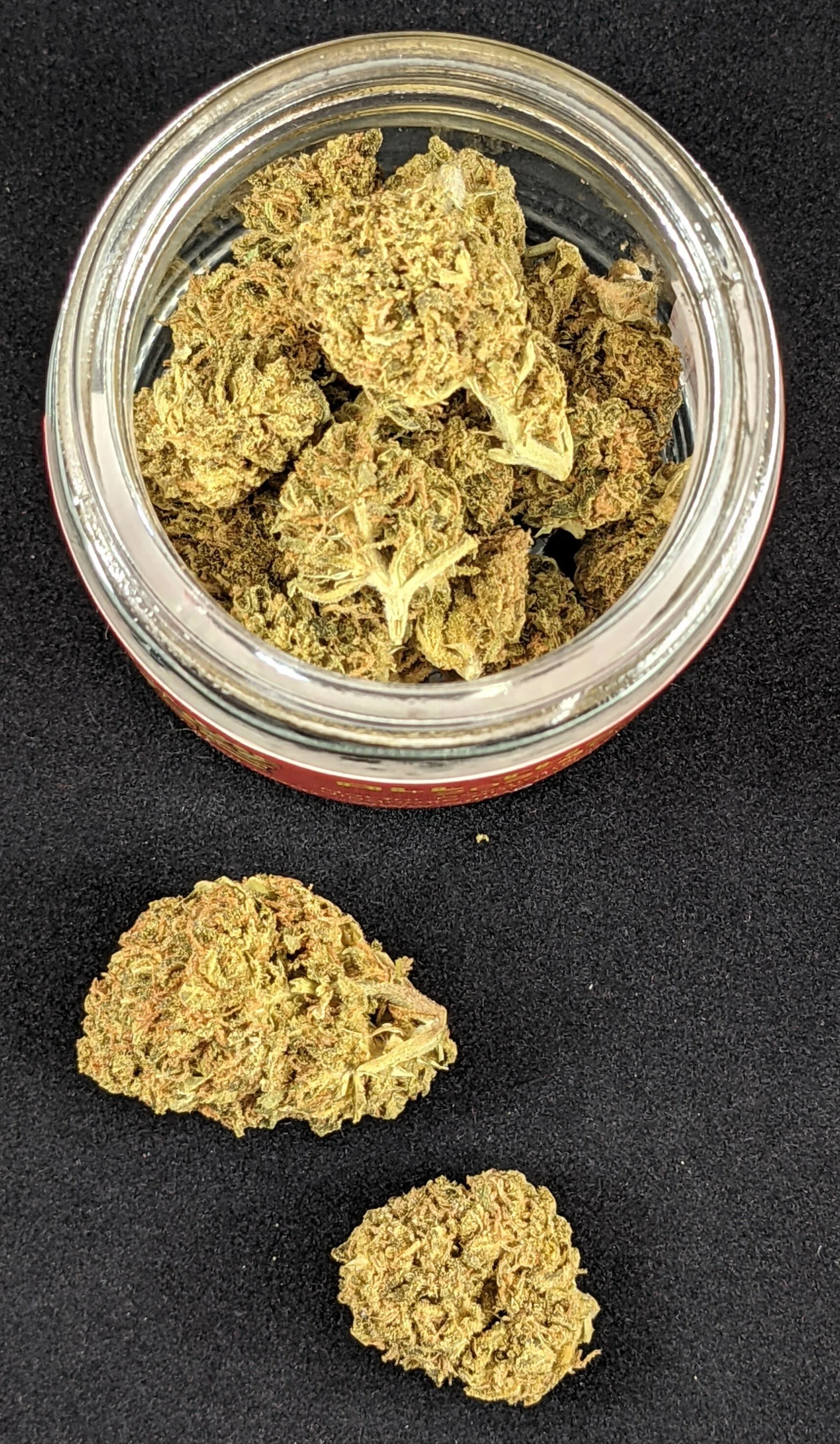 Flower Review Pineapple Kush (All The Buzz)