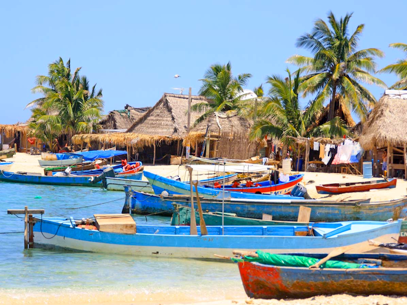 cayuco-reef-divers-cayos-cochinos2-800x600.png