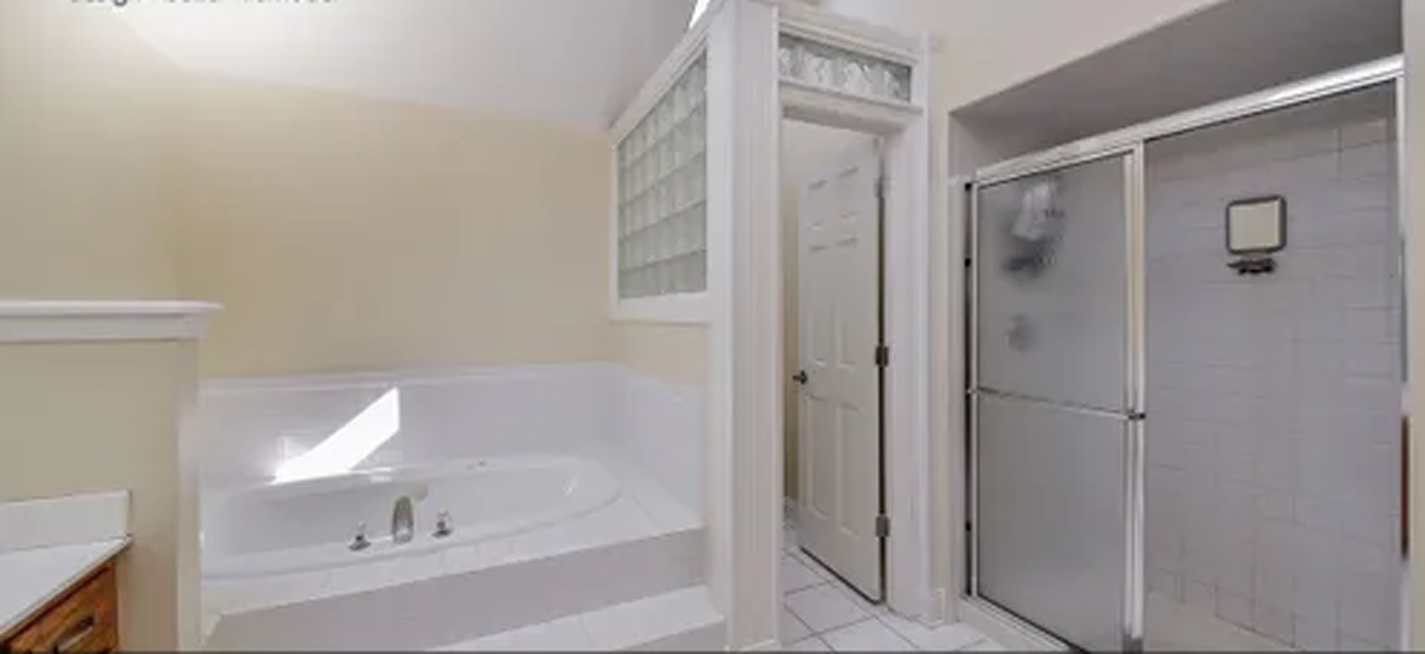 3d Remodeling Bathroom Before 2.png