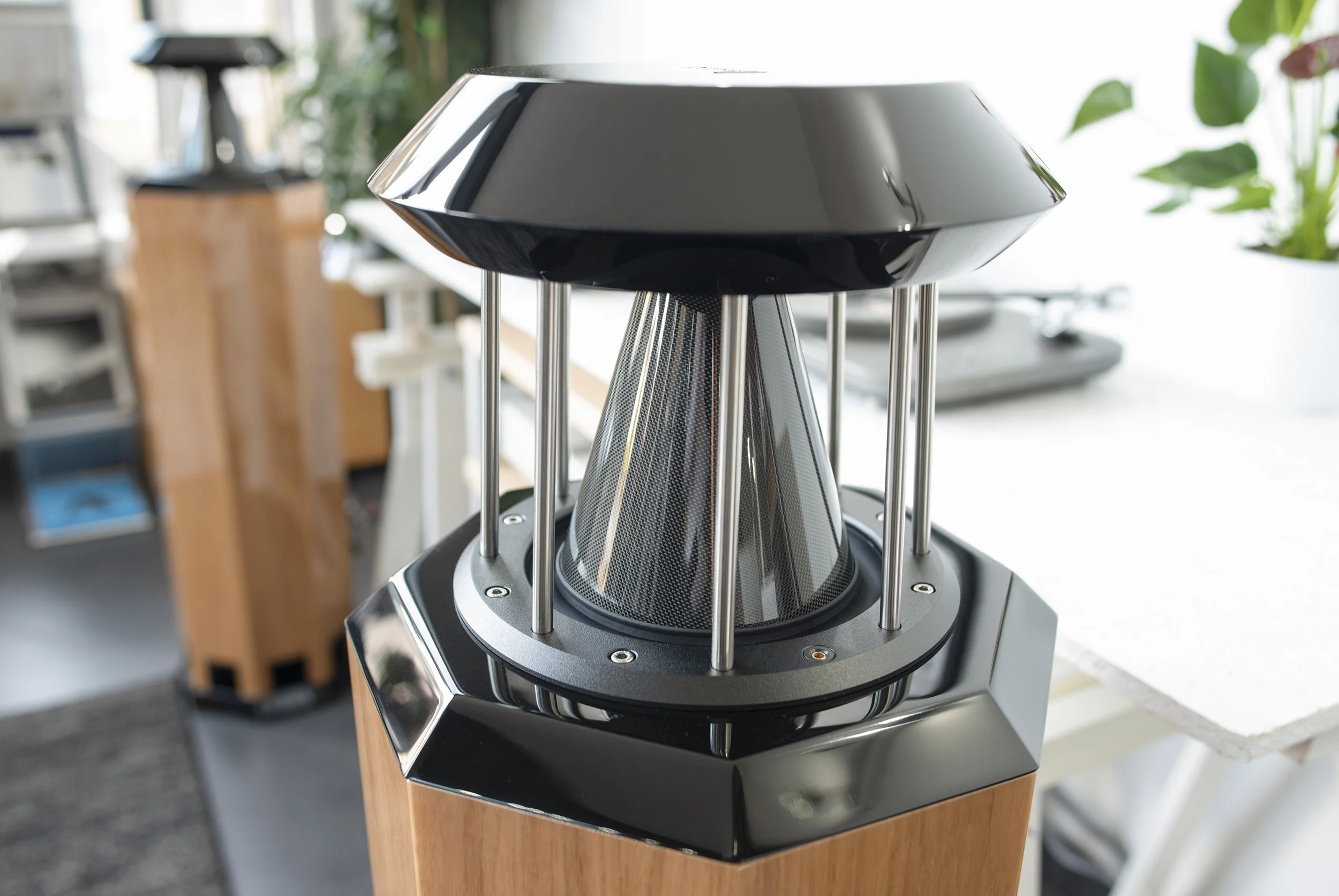 GERMAN PHYSIKS HRS 130 OMNIDIRECTIONAL SPEAKERS