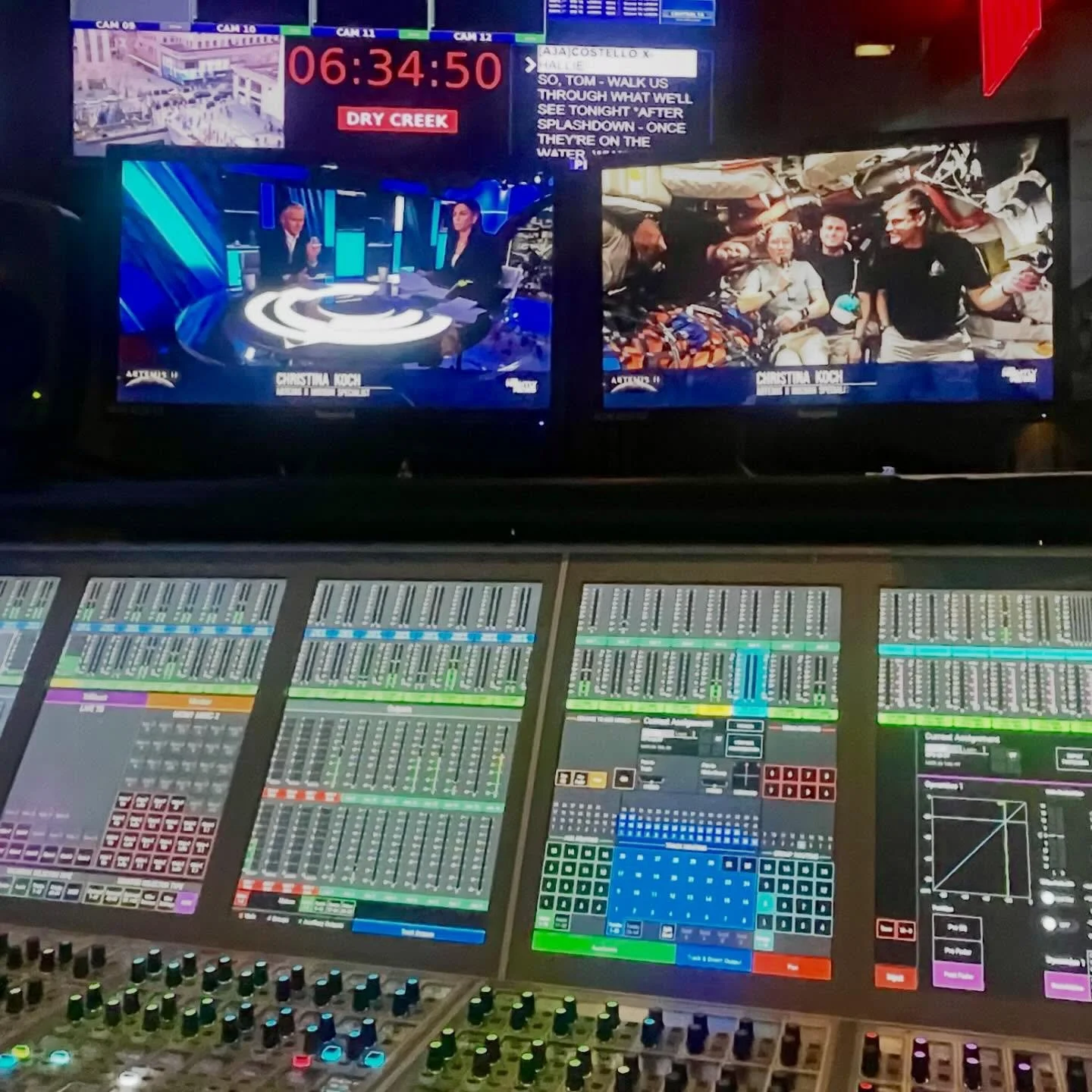 Anything newsworthy this week?😁 Watching the Artemis II splashdown from the control room after mixing the Nightly News.🌖🚀🌊 
&bull;
&bull;
#nbcnightlynews #artemisii #freelanceaudioengineer #flymetothemoon #jeffnelsontrb