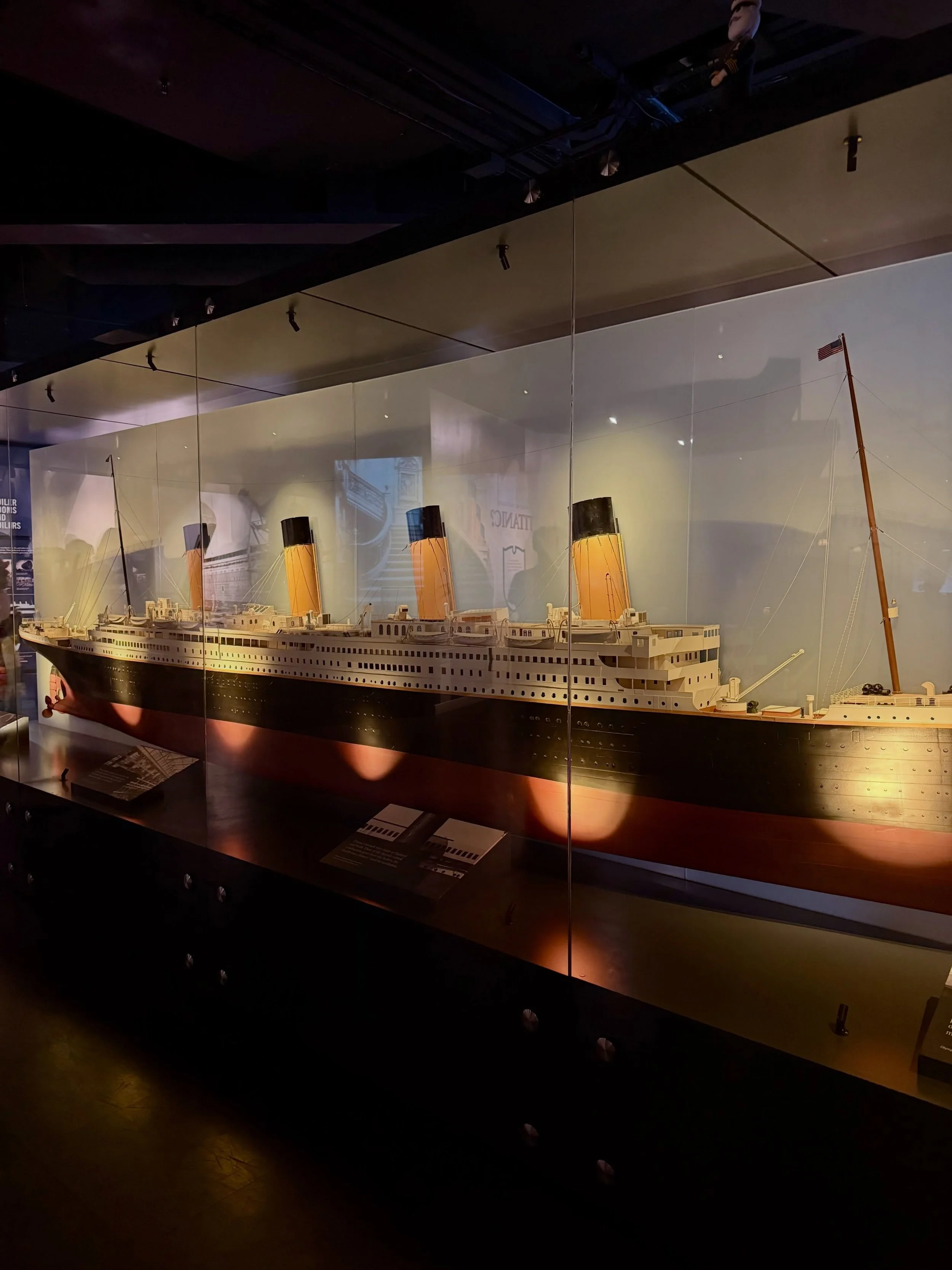 Titanic Belfast, where the ship of dreams was launched 115 years ago. Even the Broadway musical got a mention! 🚢
&bull;
&bull;
#titanicmuseum #shipofdreams #harlandandwolffshipyard #titanicthemusical #jeffnelsontrb