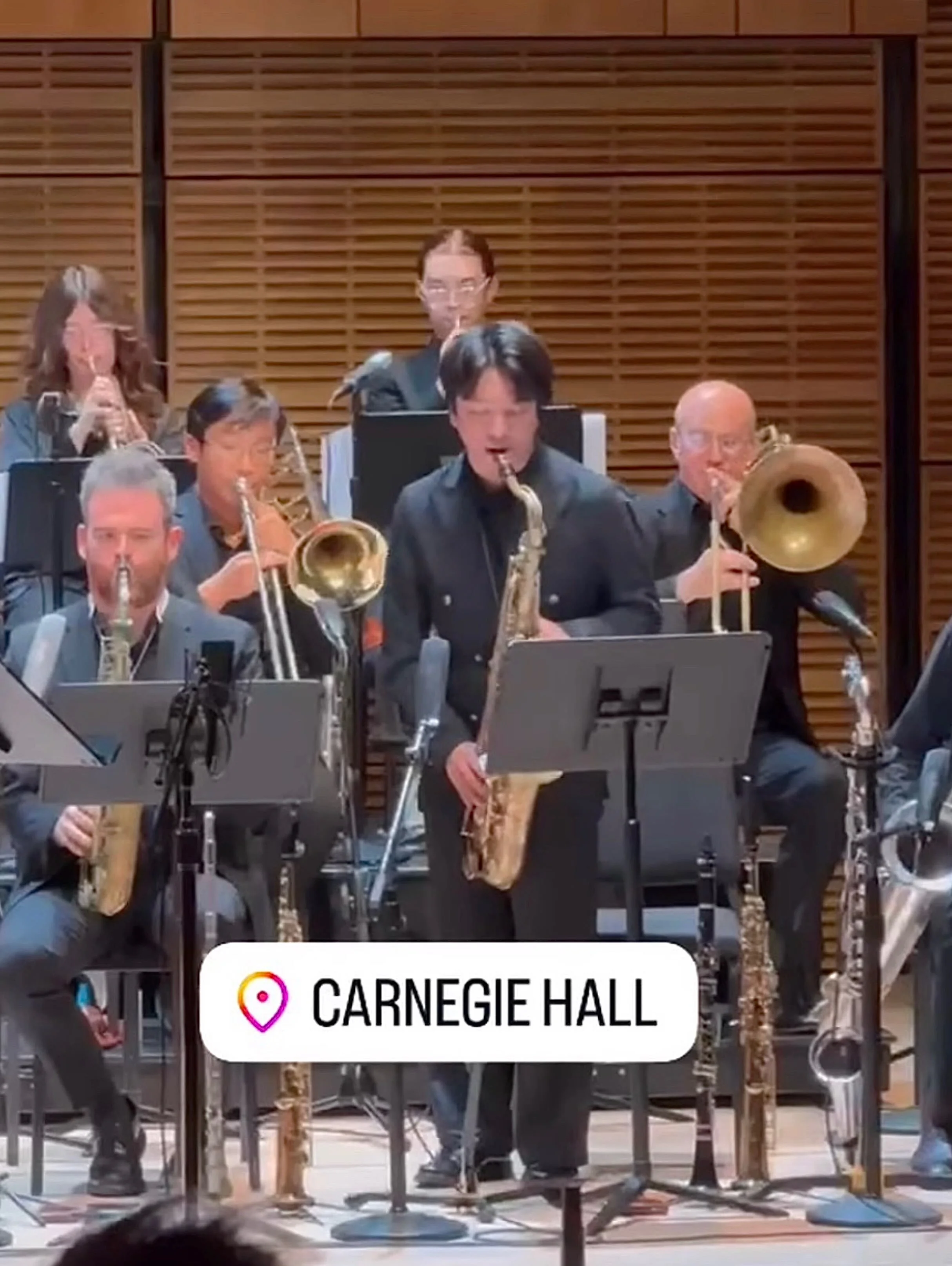 A few shots from last night&rsquo;s amazing Zankel Hall concert with @zhengtaopan! An incredible evening!🎶 
&bull;
&bull;
#nycjazz #livemusic #carnegiehall #jazzorchestra #jeffnelsontrb
