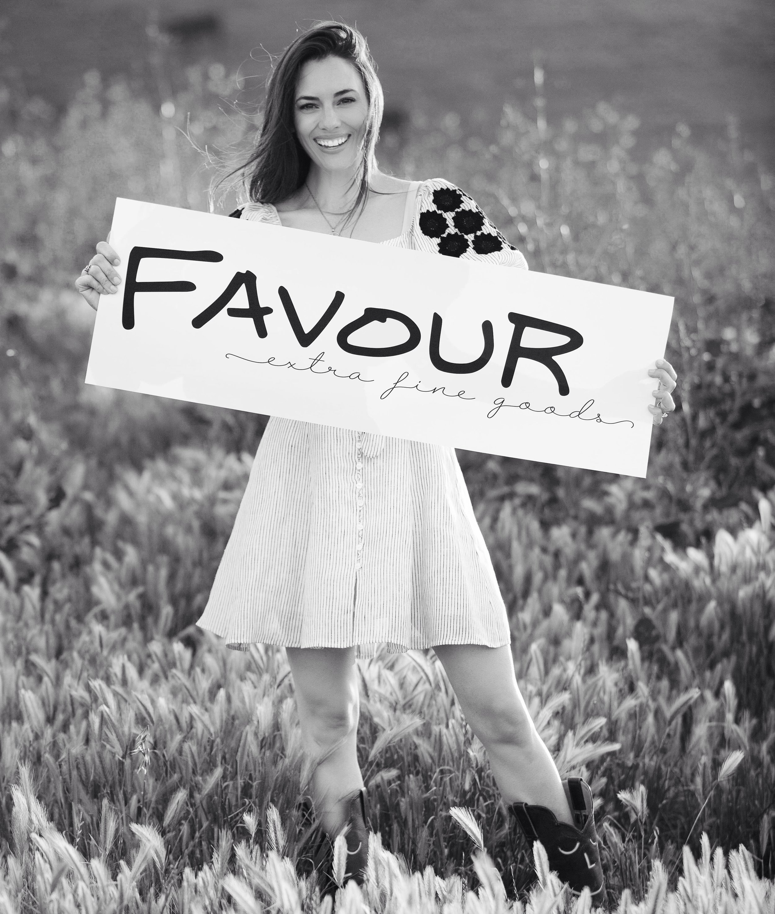 LAUREN MAEVE PHOTOGRAPHY