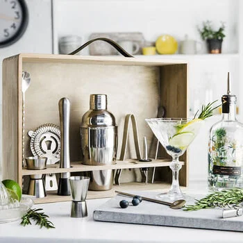 normal_cocktail-set-with-a-personalised-leather-handle.jpg