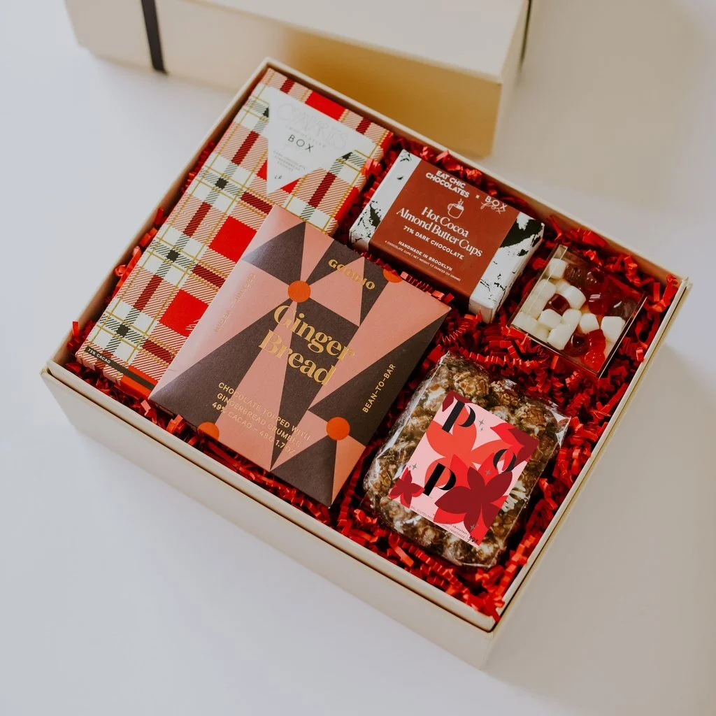 Make or buy a hamper or gift box as a perfect gift for a hostess