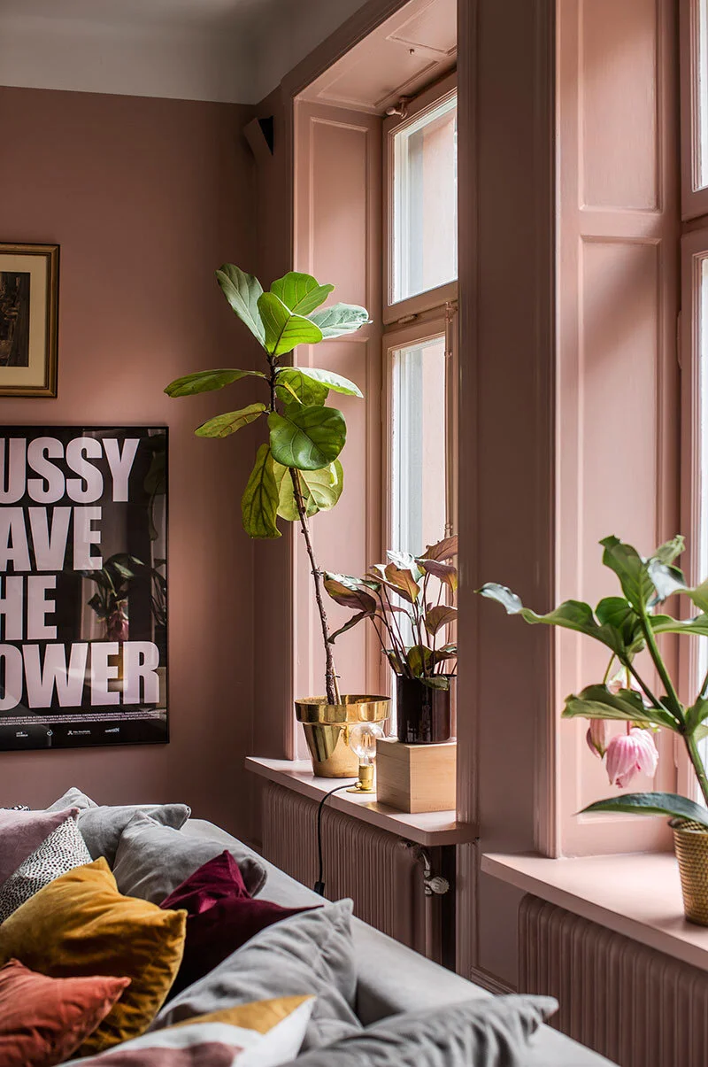 pink-apartment-for-modern-family-in-sweden-pufikhomes-7.jpg