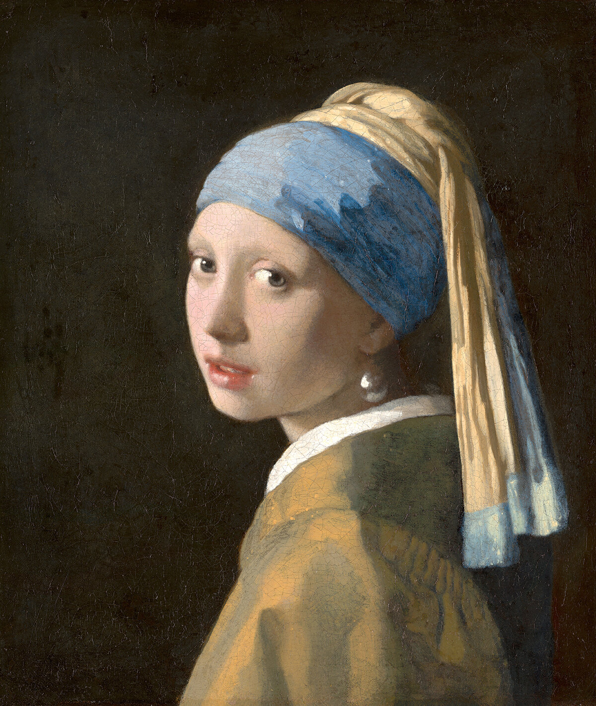 Ultramarine in Girl with a Pearl Earring; Johannes Vermeer, 1665. Credit: Mauritshuis, The Hague