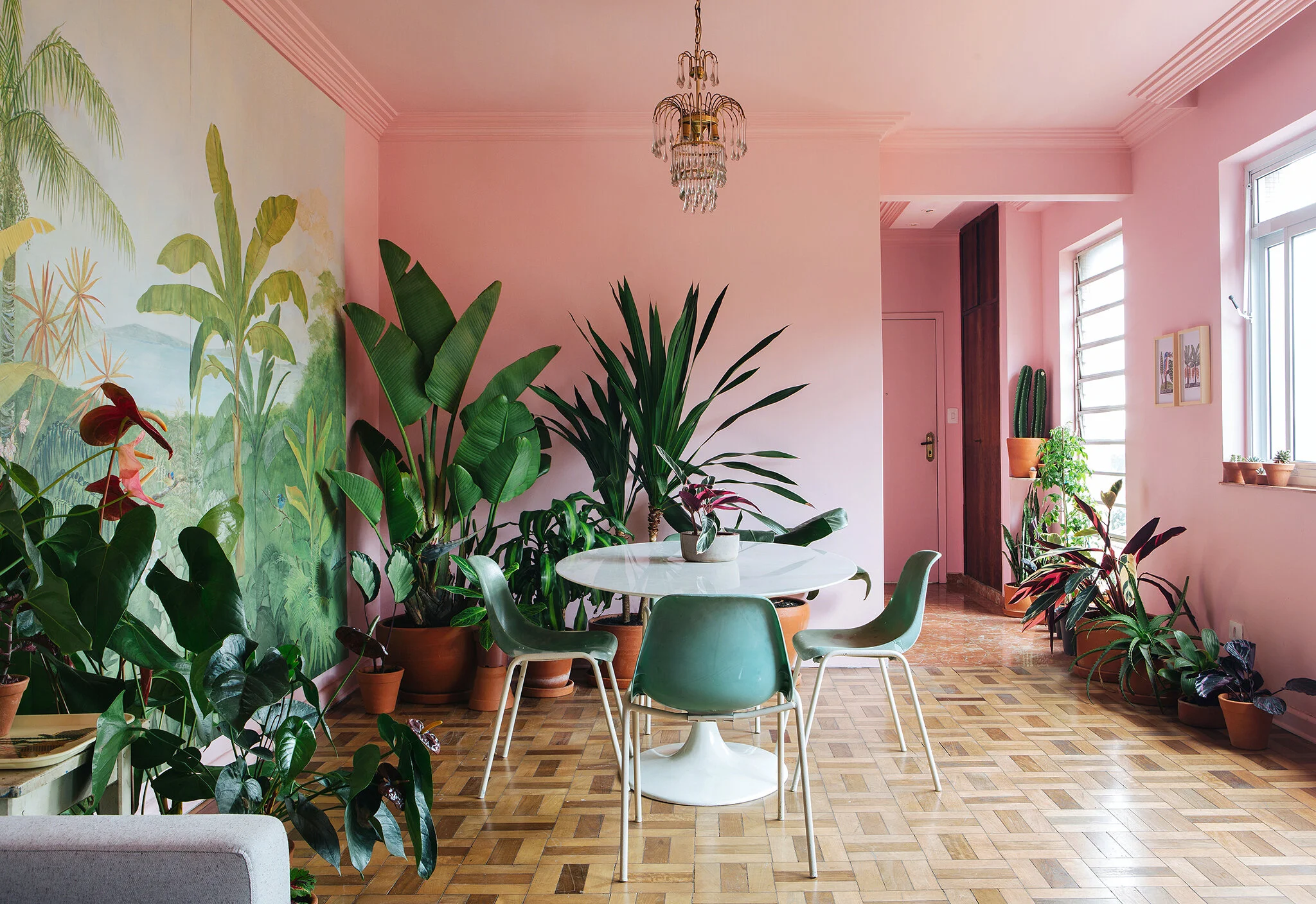 segunda-capa-banner-apartamento-rosa-ate-o-teto.jpg