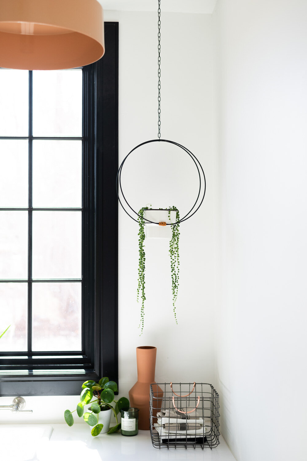 DIY-Hanging-Planter-with-Hoops-3-2.jpg