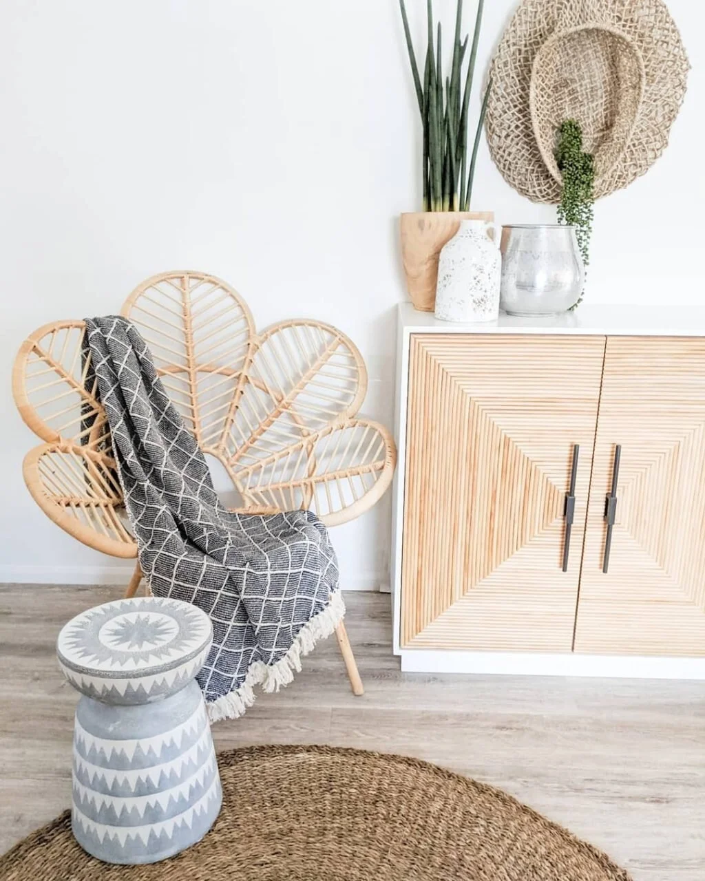 minimal-decor-2-1024x1280.jpg
